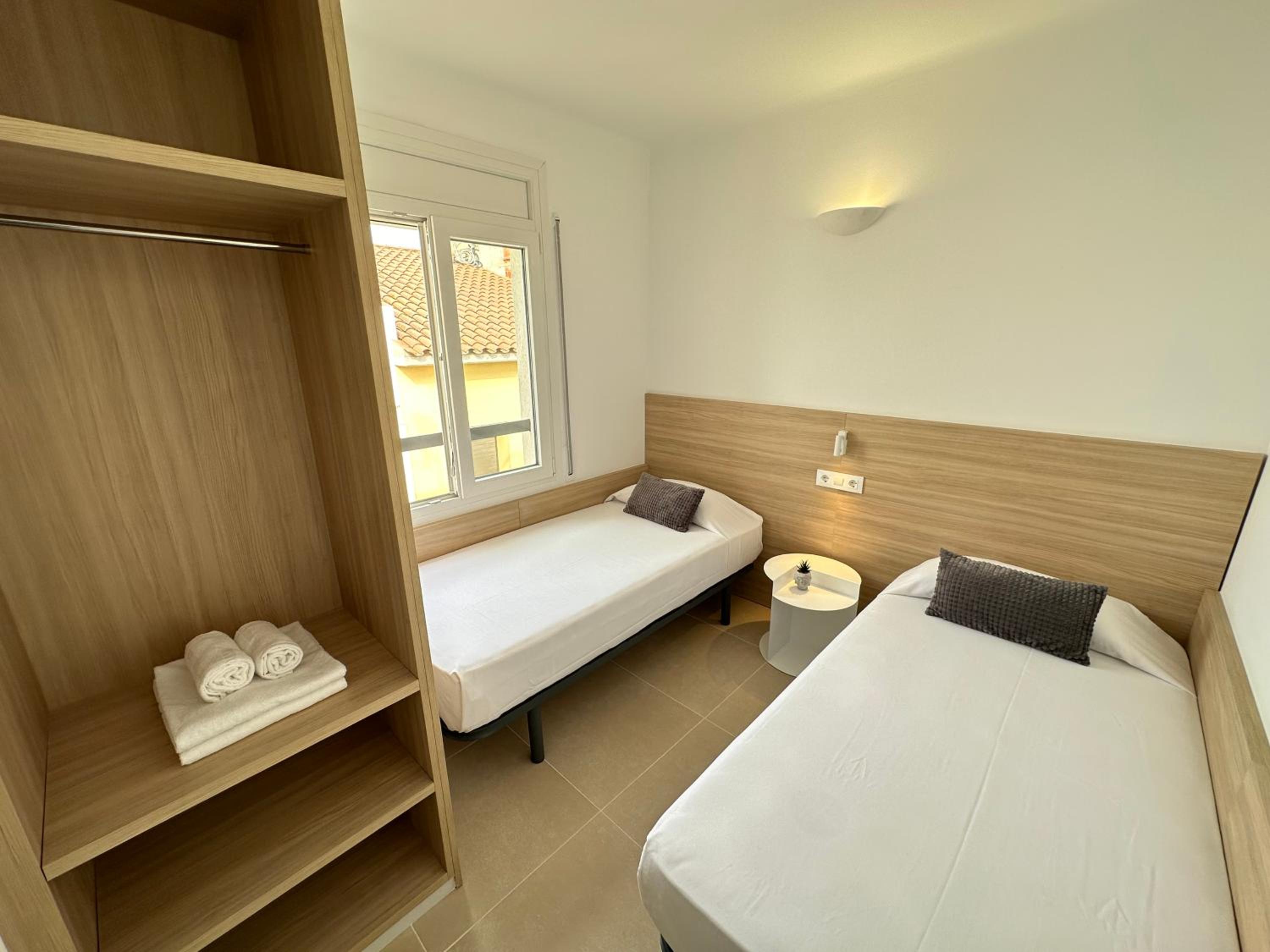 Agi Arago Apartments