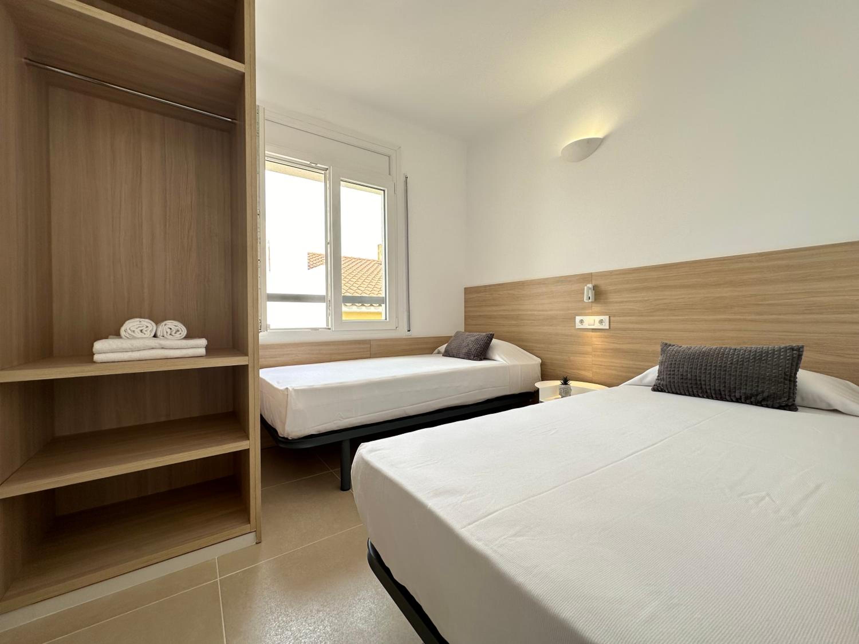 Agi Arago Apartments