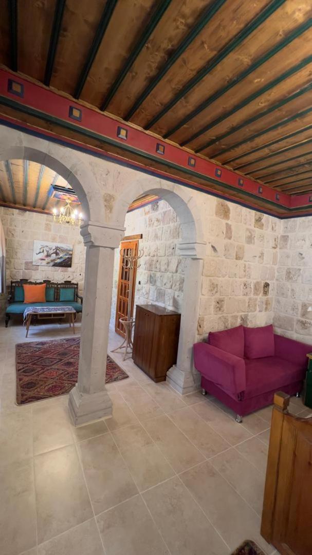 Elysee Cave House - Image 173