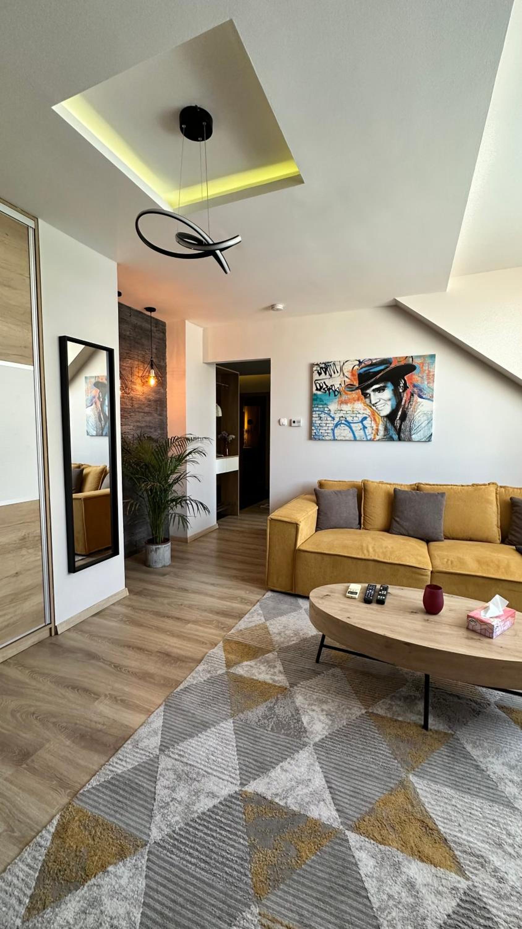 Evelin's apartment view 4