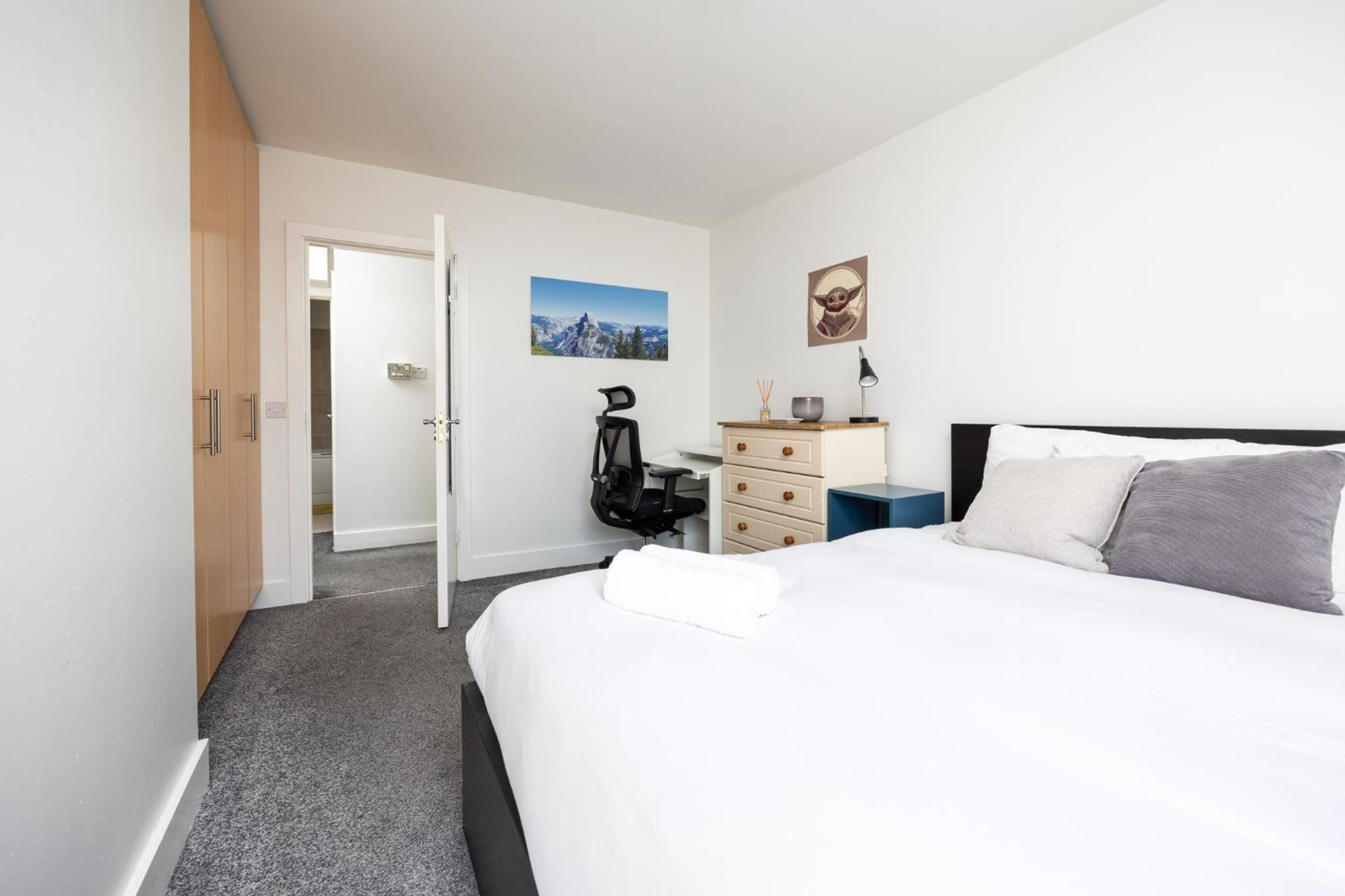 2 Bed Apartment near Dublin Heuston Station