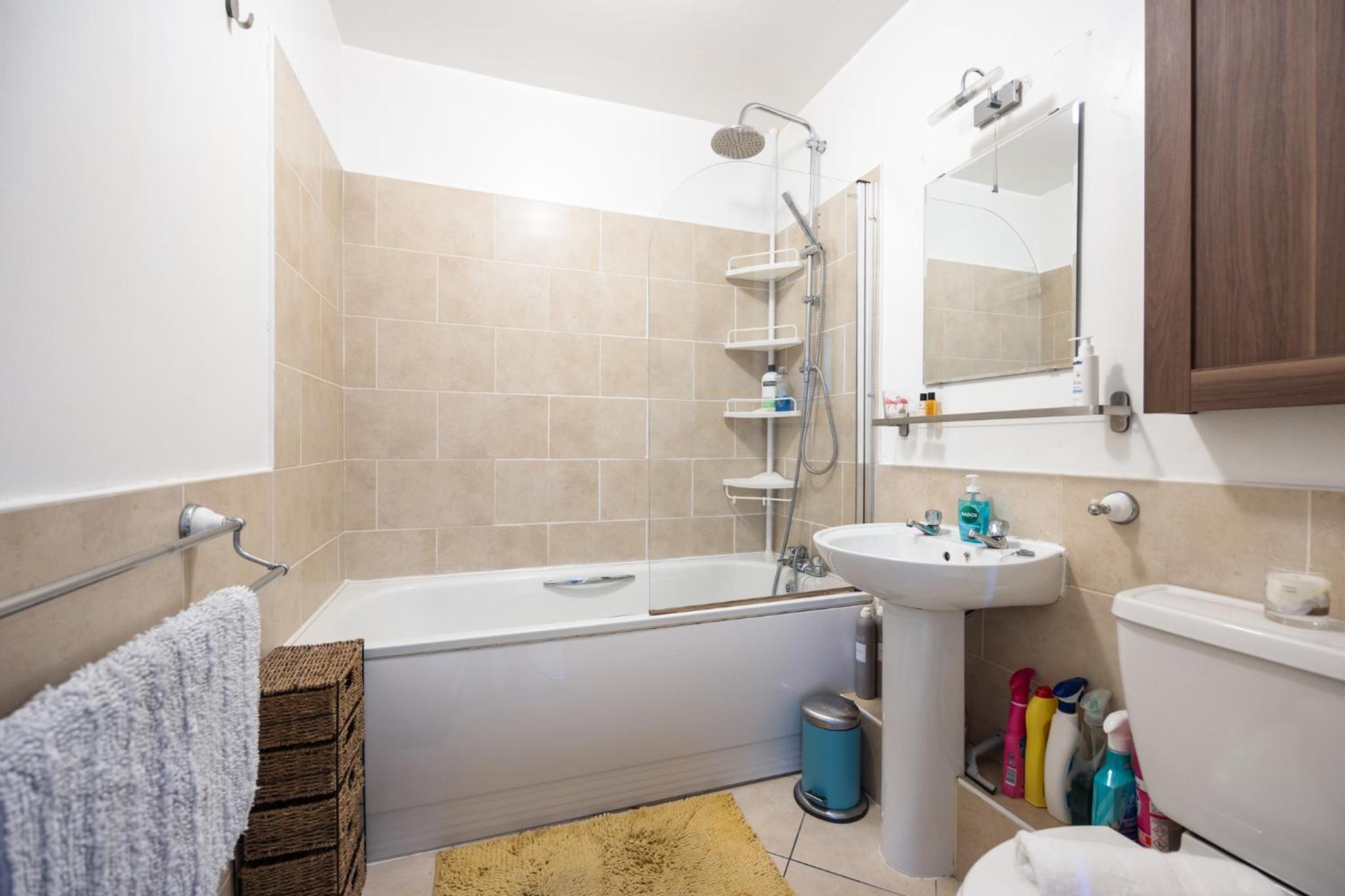 2 Bed Apartment near Dublin Heuston Station