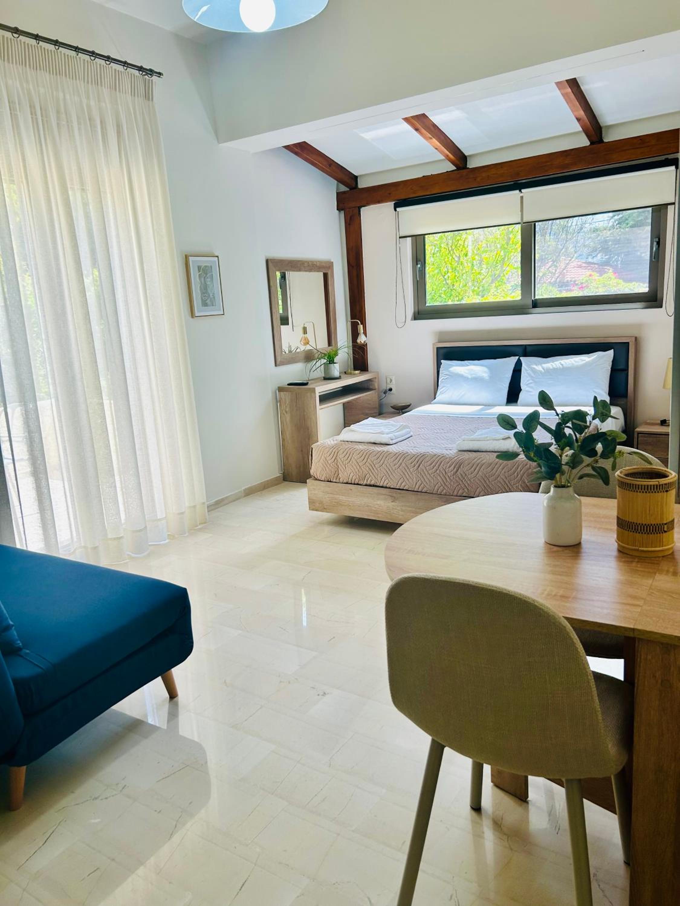 Esperia apartments