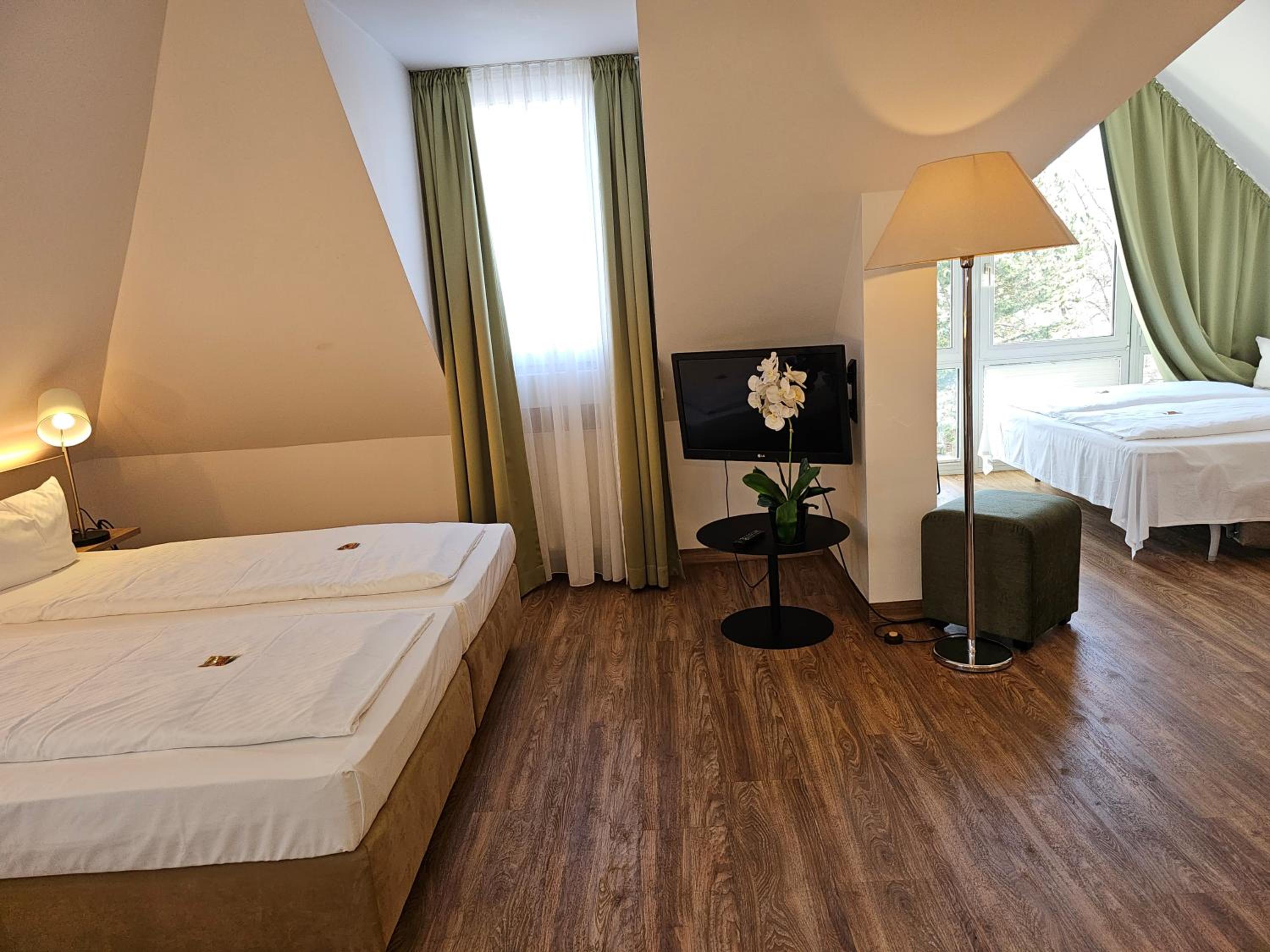 Hotel Alpha