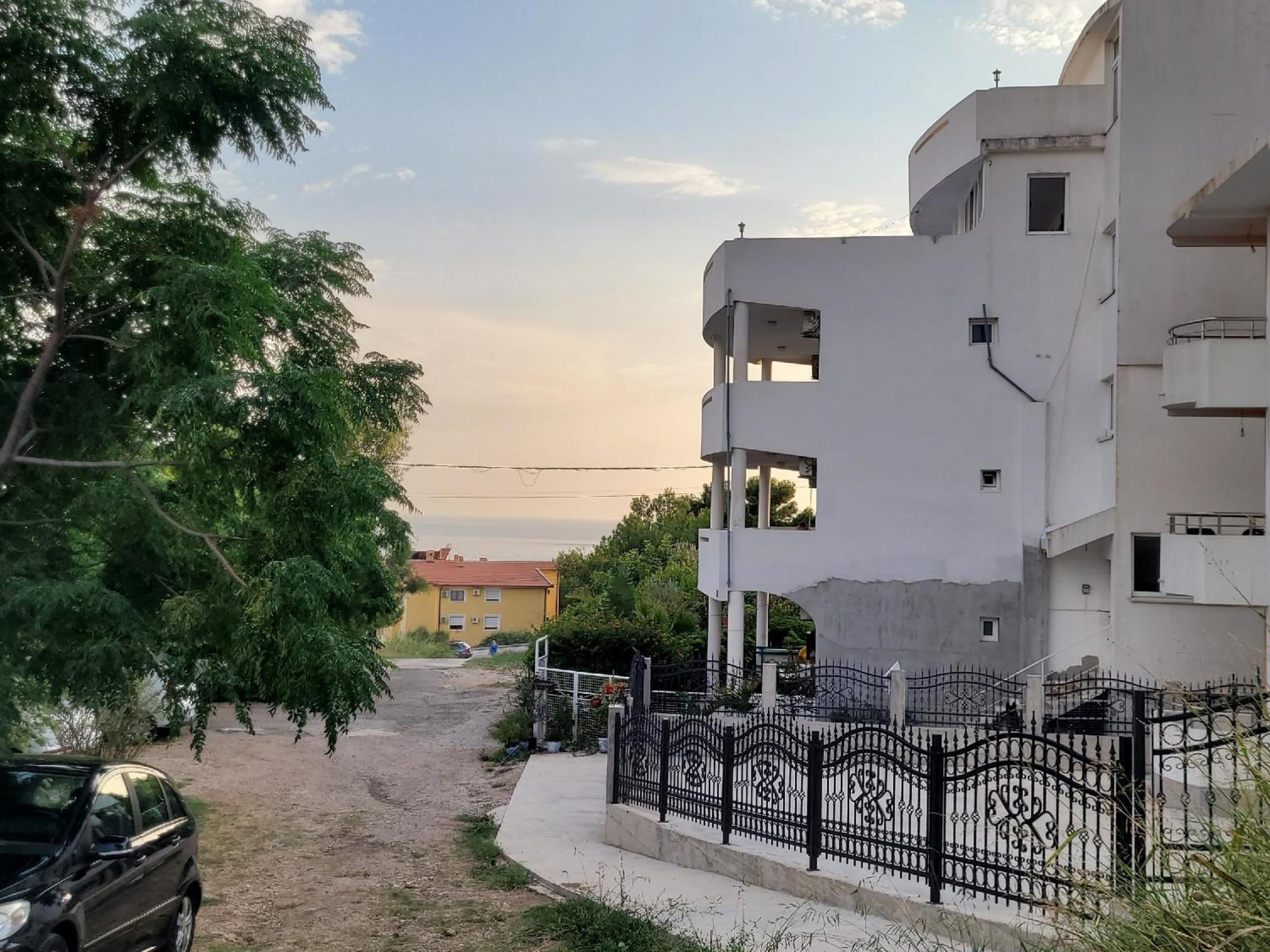 Montenegro Apartments Phoenix With Pool