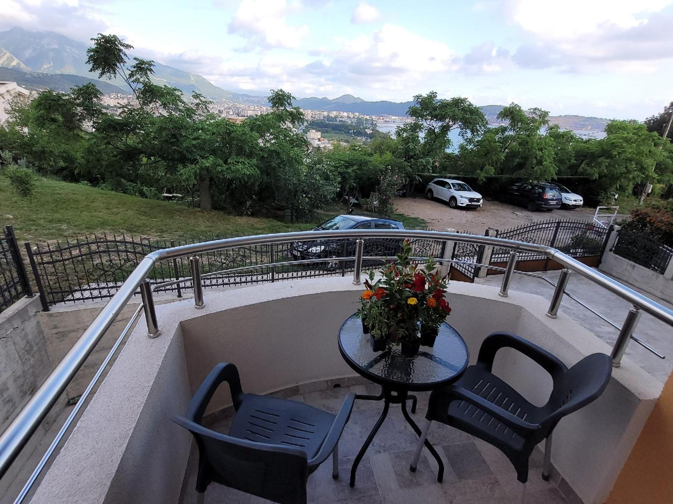 Montenegro Apartments Phoenix With Pool