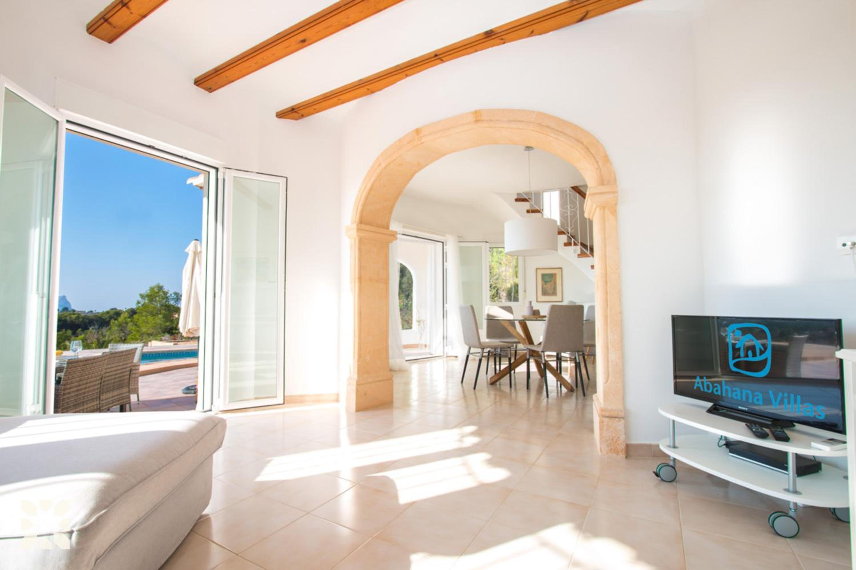 Villa Begonia by Abahana Villas view 4