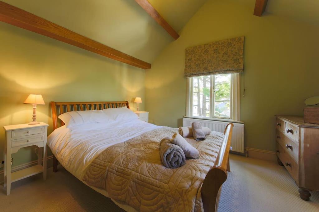 November Cottage St Kew, North Cornwall Cosy Cottage