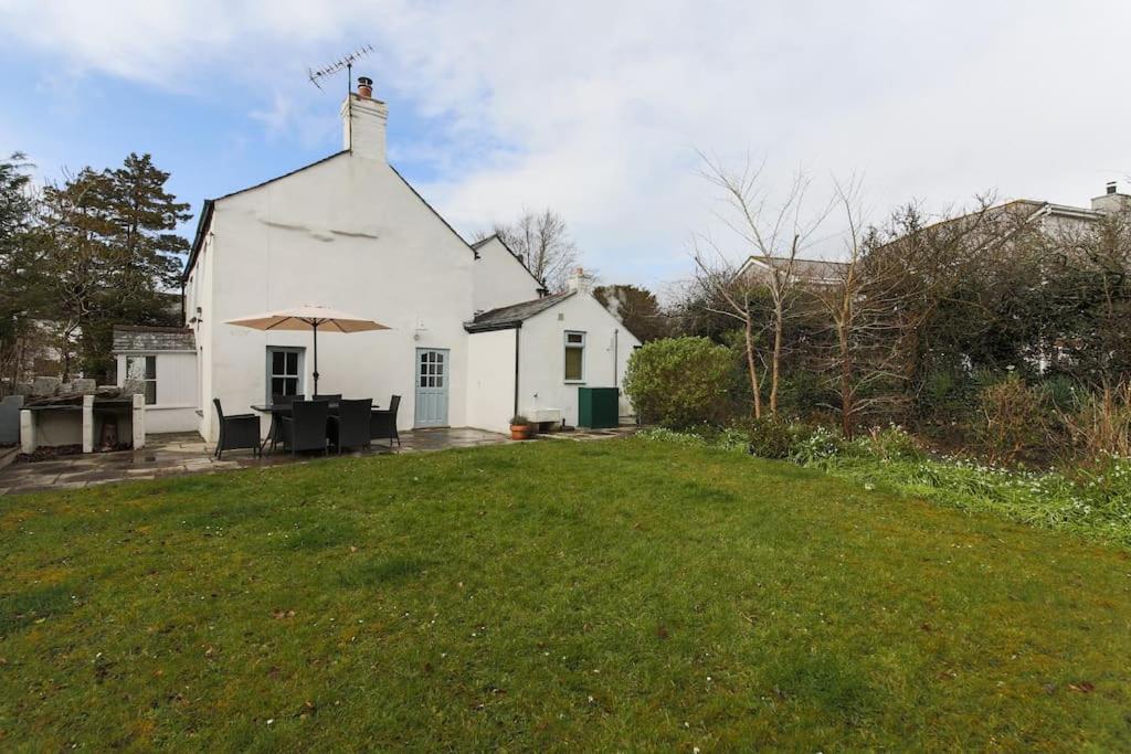 November Cottage St Kew, North Cornwall Cosy Cottage