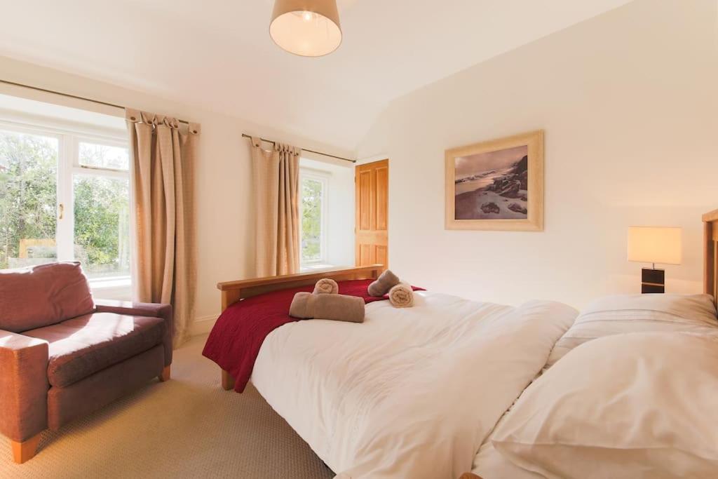 November Cottage St Kew, North Cornwall Cosy Cottage