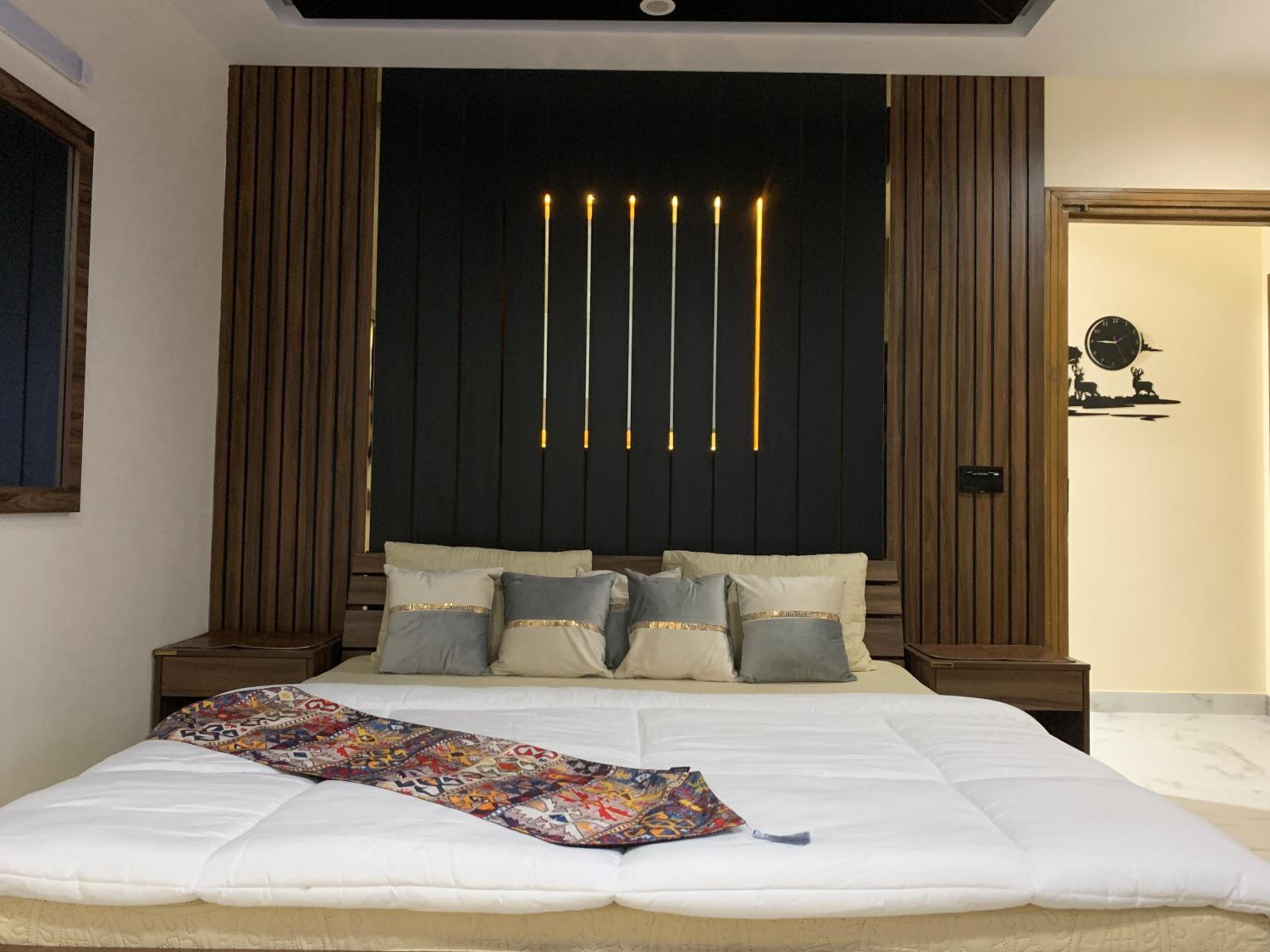 cityscape apartment view 5