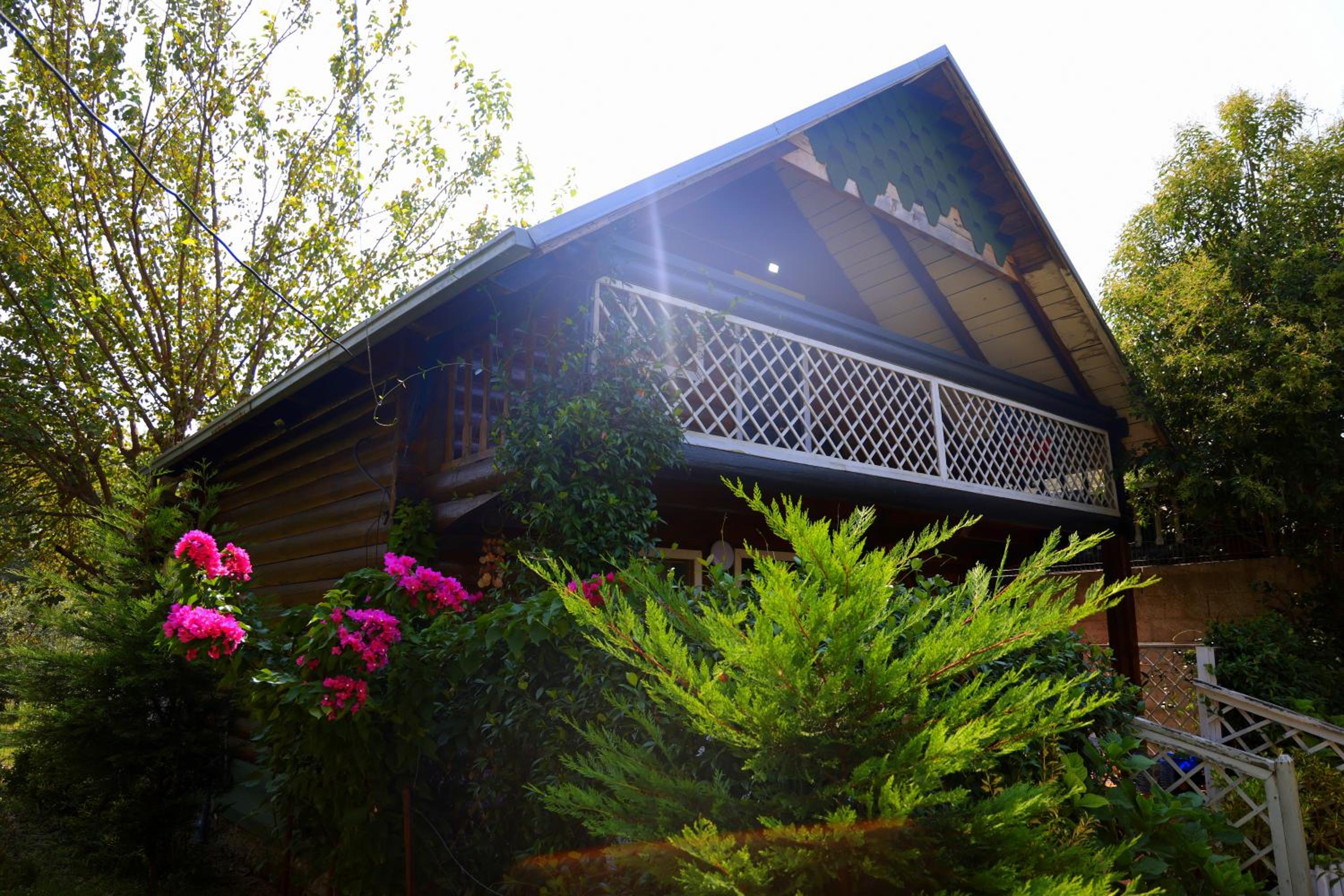 Velipoja Private Chalet