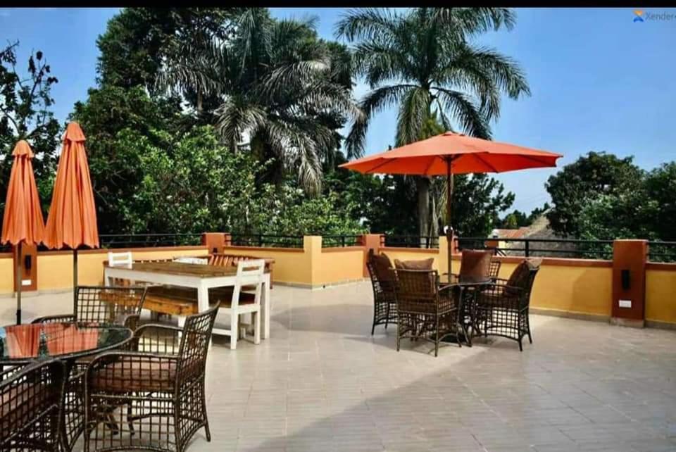 Secrets Guest House Entebbe