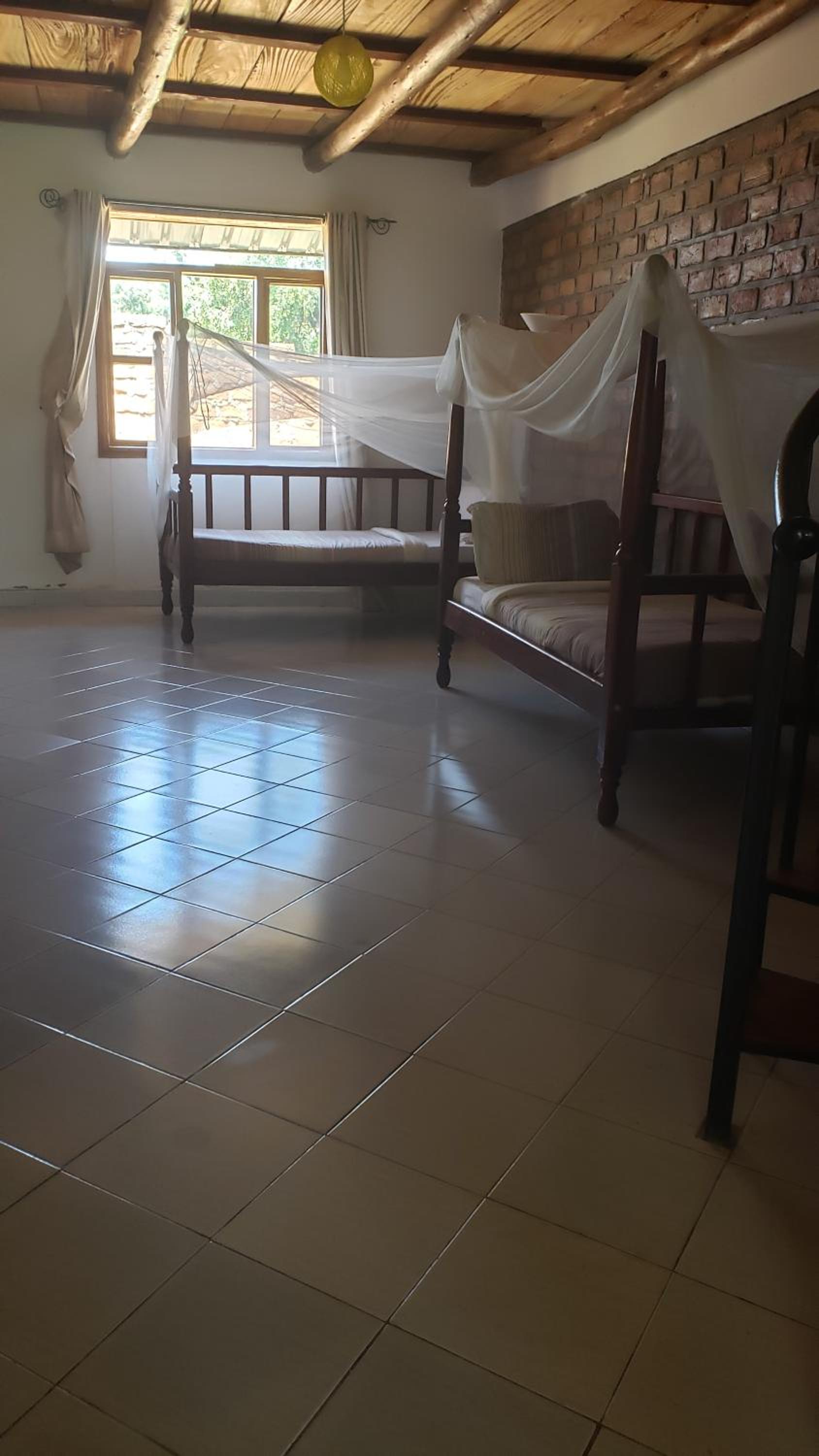 Secrets Guest House Entebbe