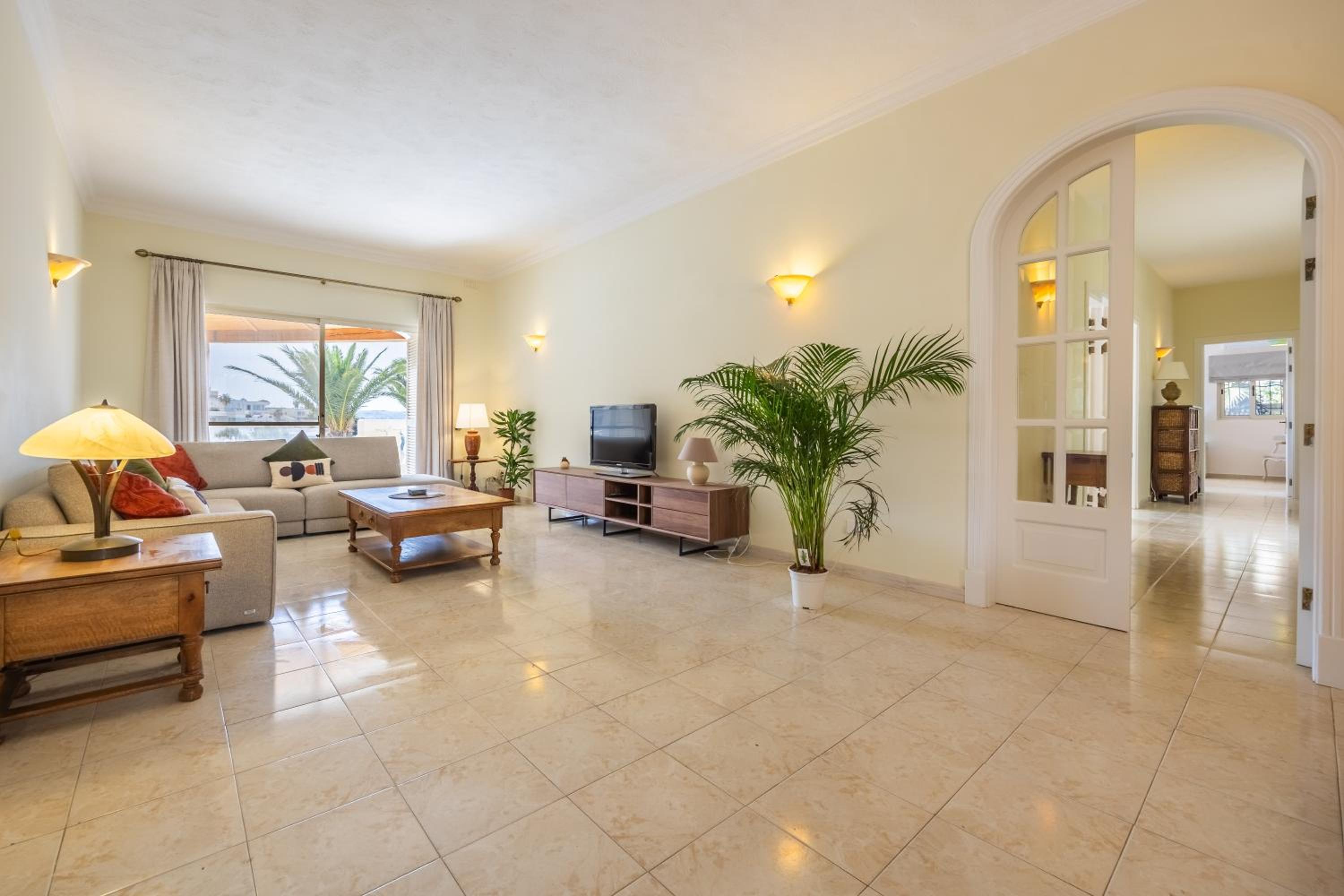 Azure Dream: Lux 4-Bed Villa with Pool, Sea View & Garage