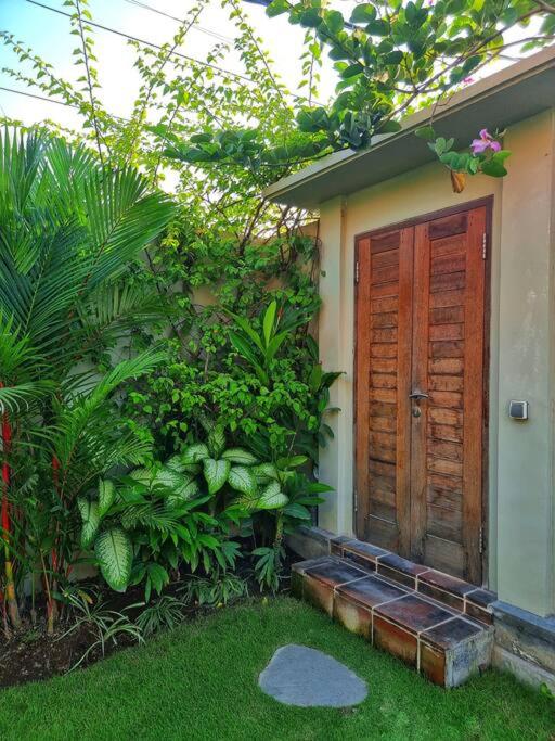 Villa Hideaway Seseh Beach view 4