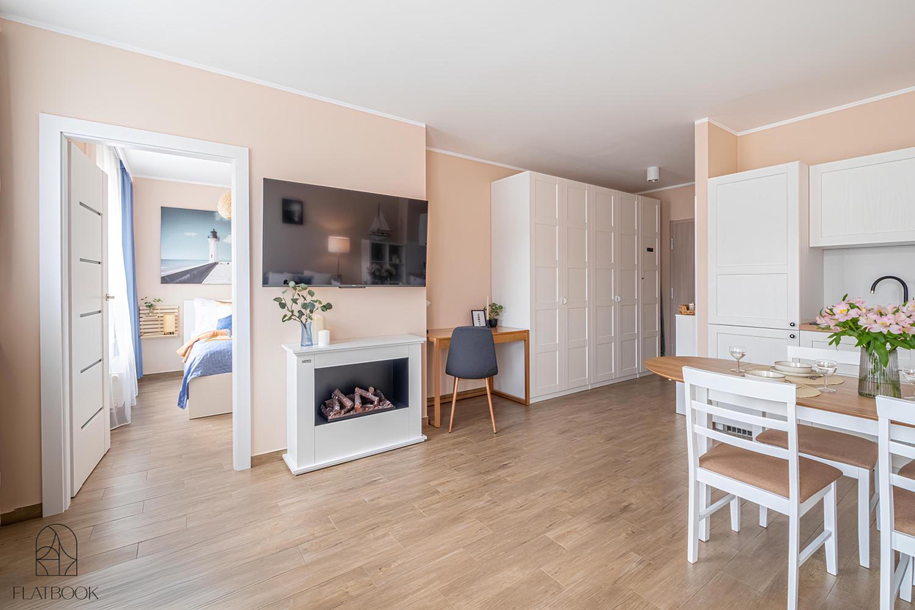 Flatbook Apartamenty - Przystań Cztery Pory Roku Sztutowo z bilardem i parkingiem