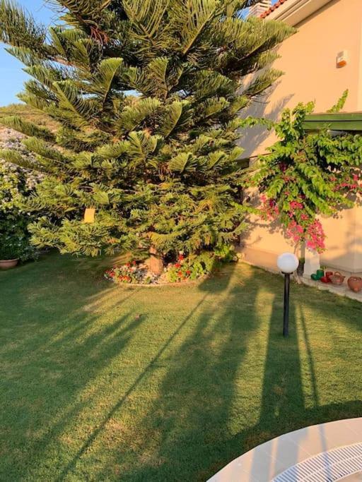 Luxury Villa in CESME - ILICA view 4
