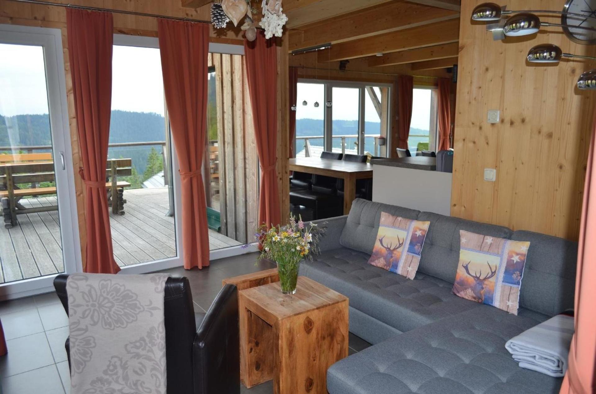 Tolles Ferienhaus mit Sauna und Whirlpool