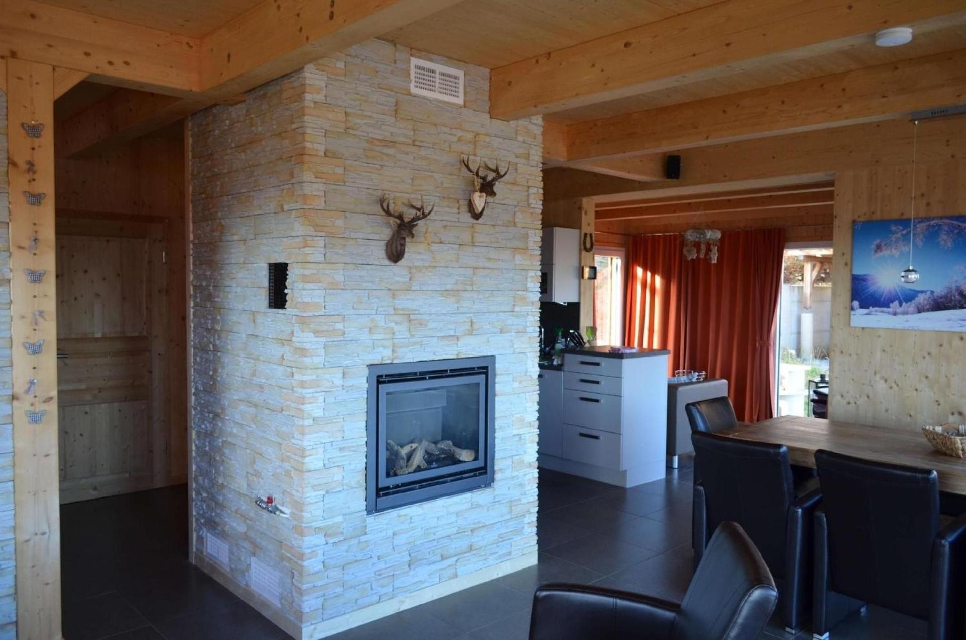 Tolles Ferienhaus mit Sauna und Whirlpool