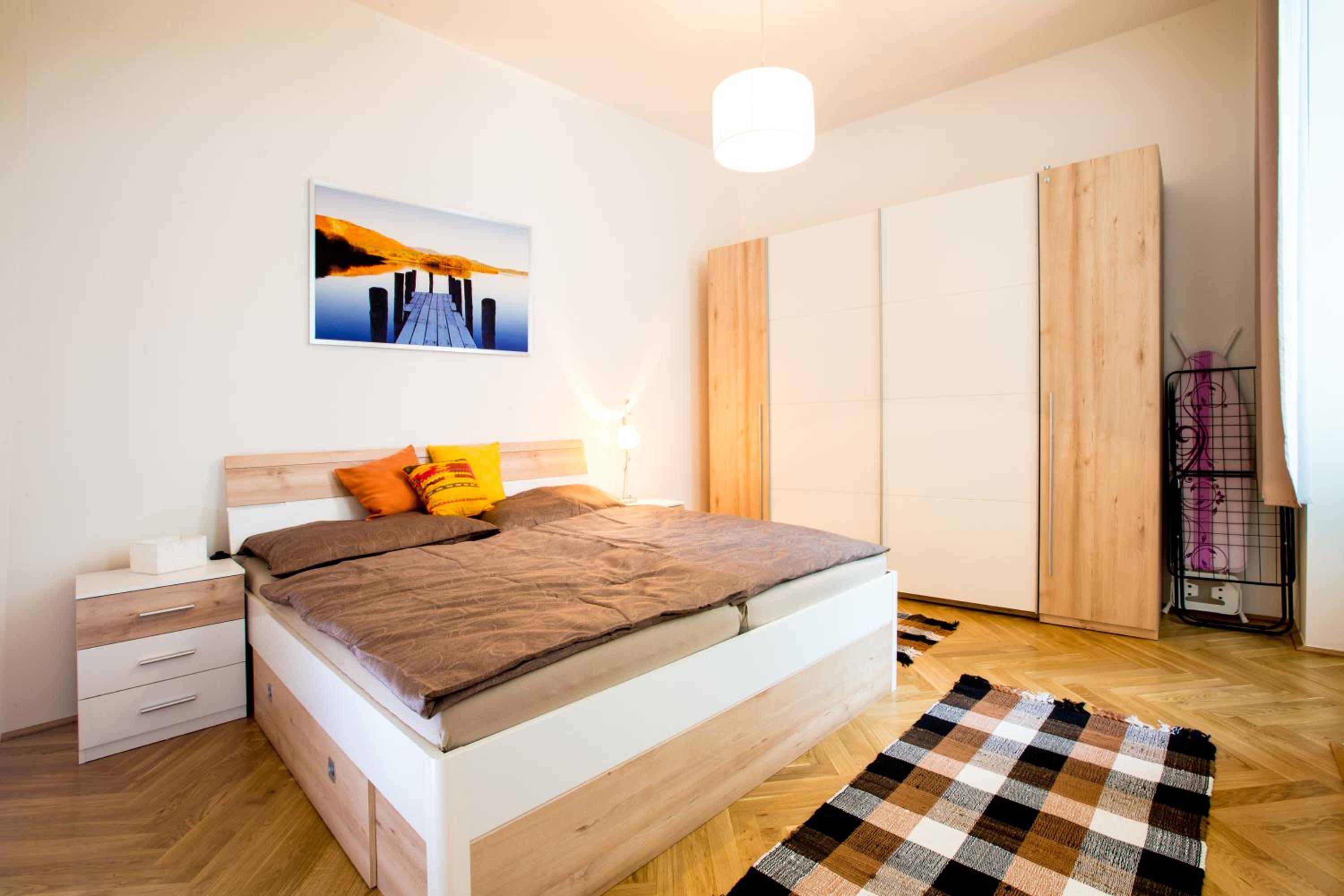The Barts Apartments - Self Check-in