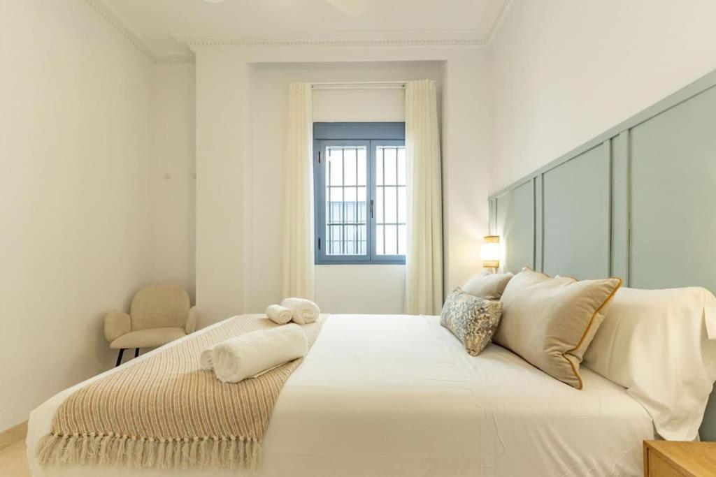Imperial Central Suite by Valcambre