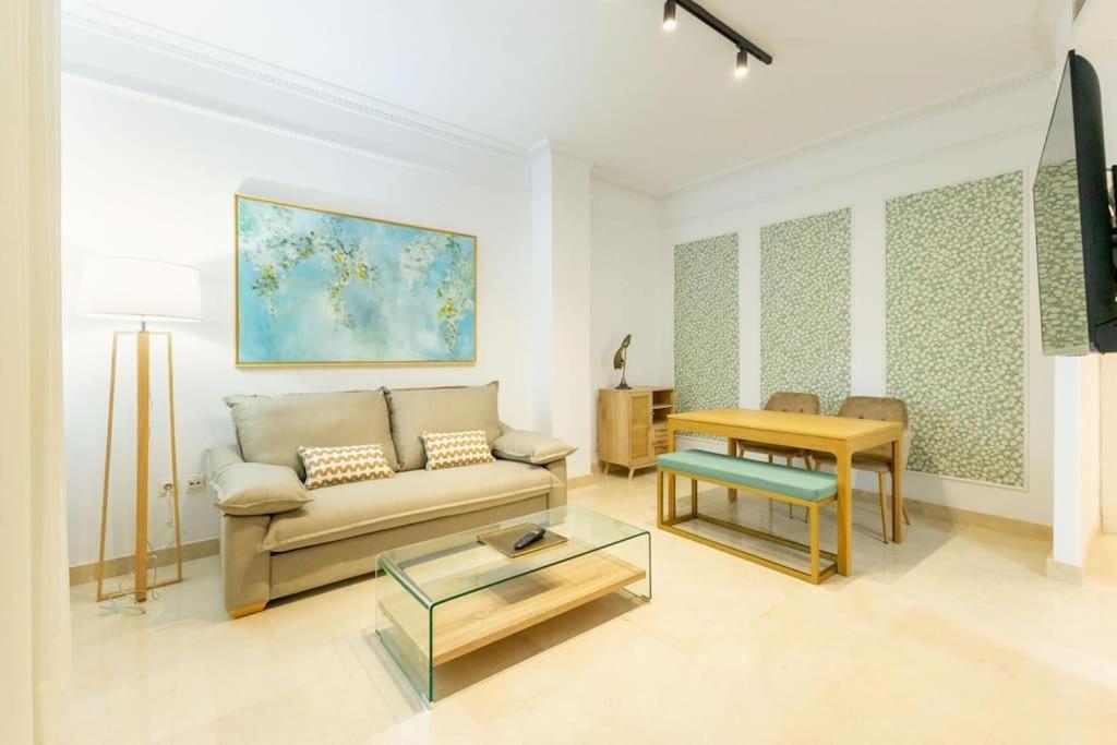 Imperial Central Suite by Valcambre