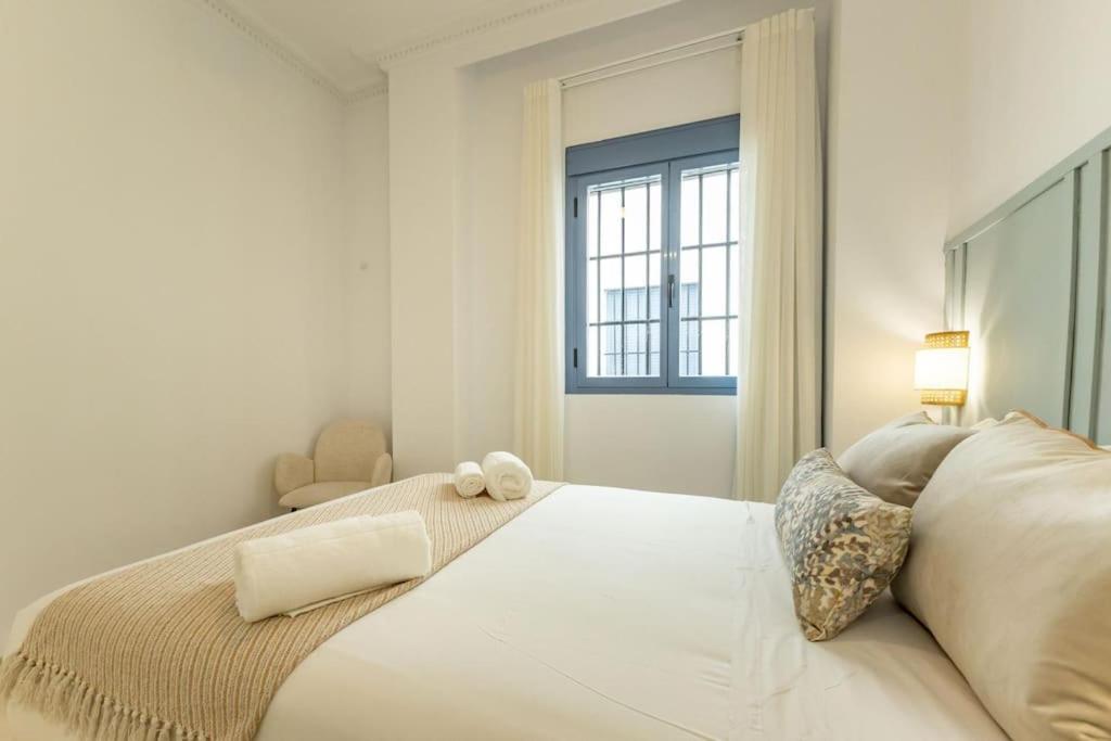 Imperial Central Suite by Valcambre