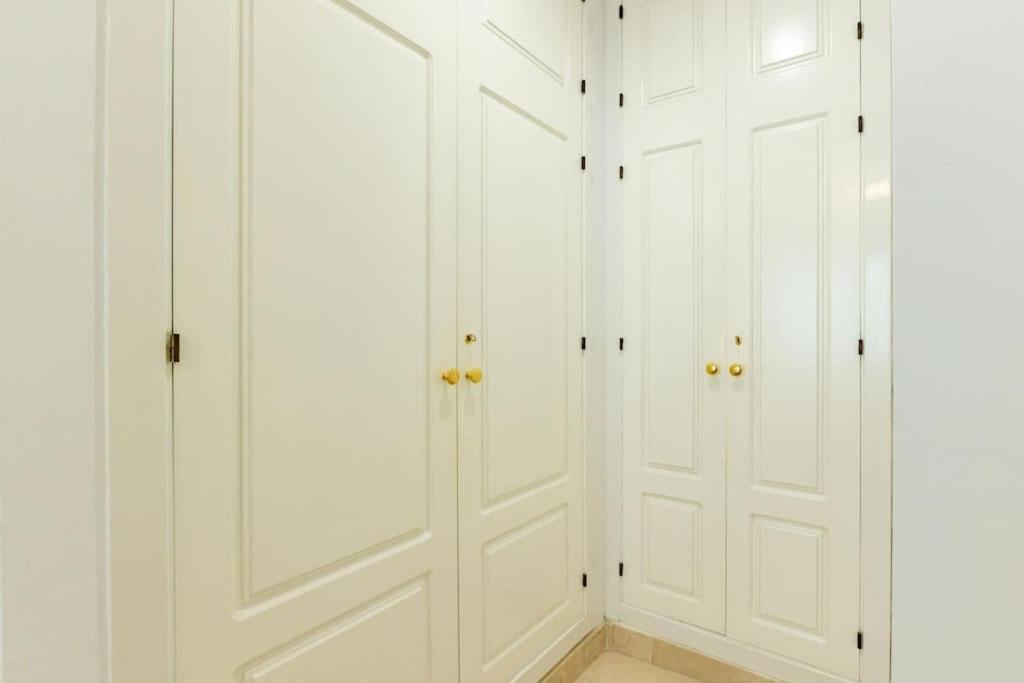 Imperial Central Suite by Valcambre