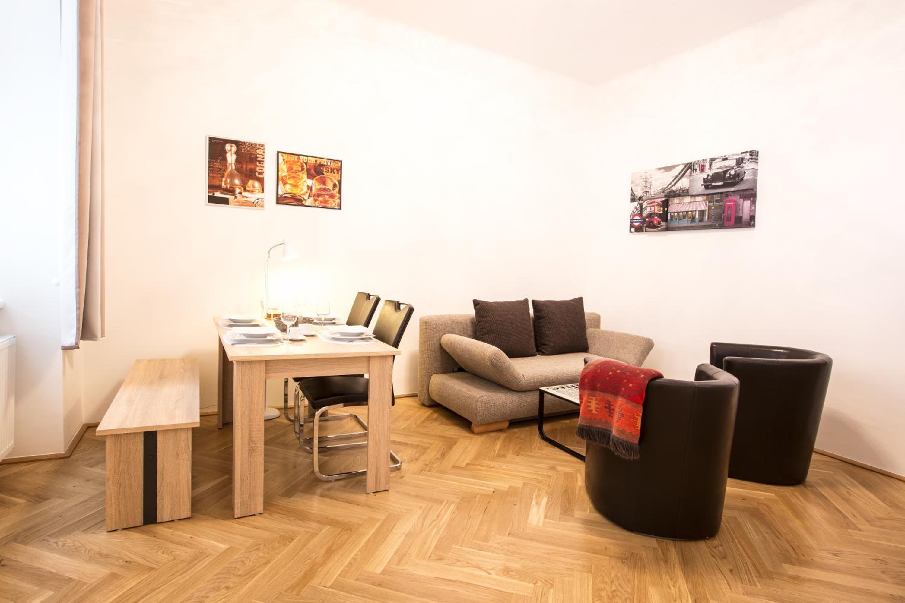 The Barts Apartments - Self Check-in