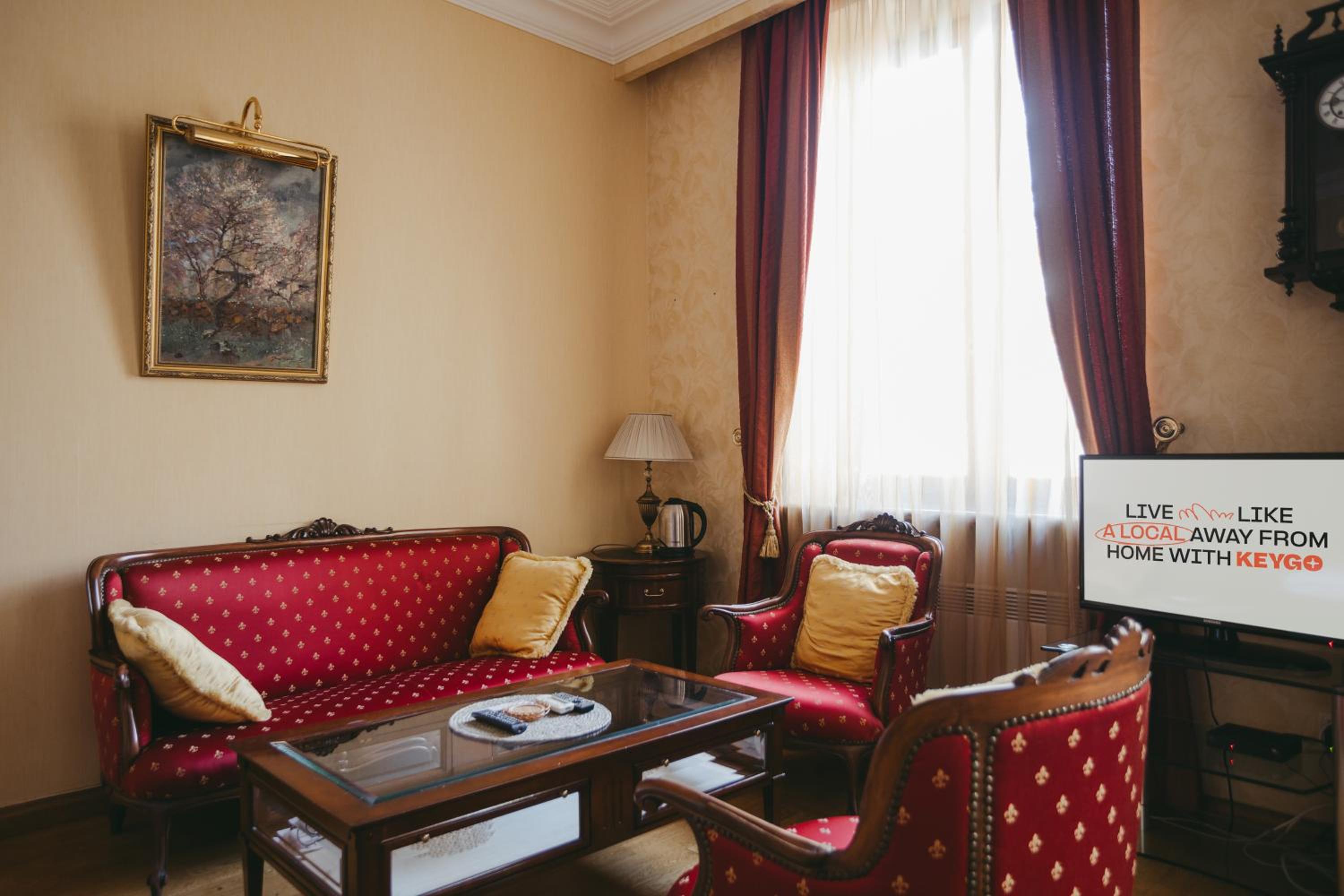 Apartment KeyGo #0035 is the key to the center of Yerevan
