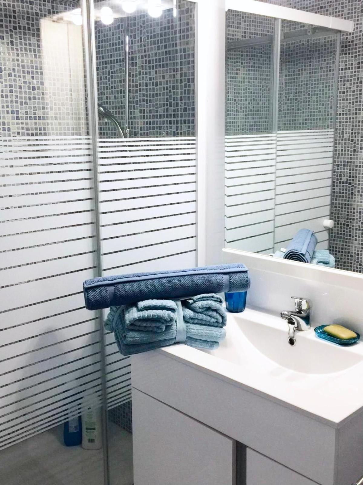 Amplio piso a 10 min de Salamanca by beBalmy