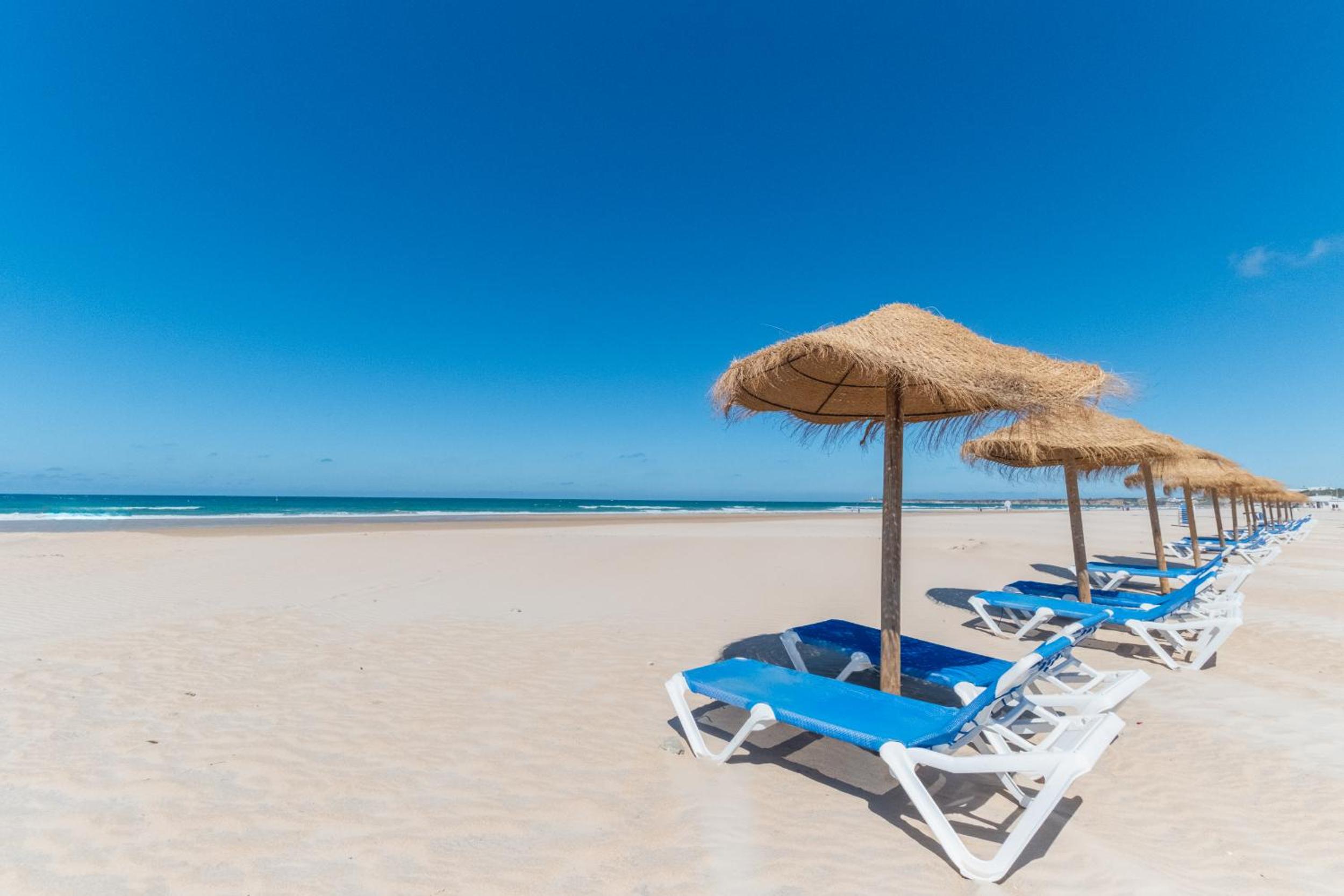 Apartamento ALAMAR Bonito apartamento a 70 metros de la playa WIFI gratis view 2