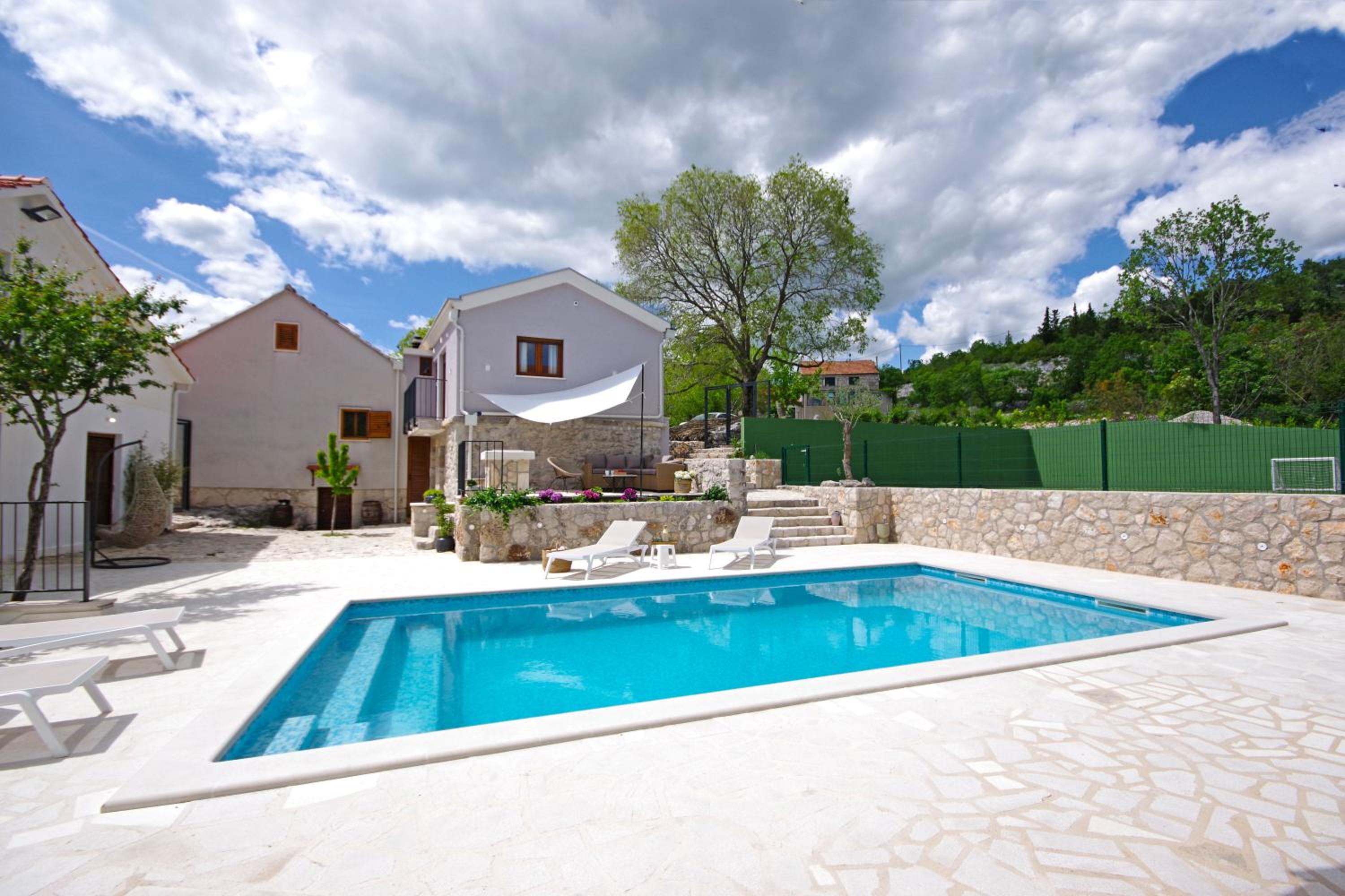 Villa Sokol with tennis court, heating pool, gym and sauna view 5