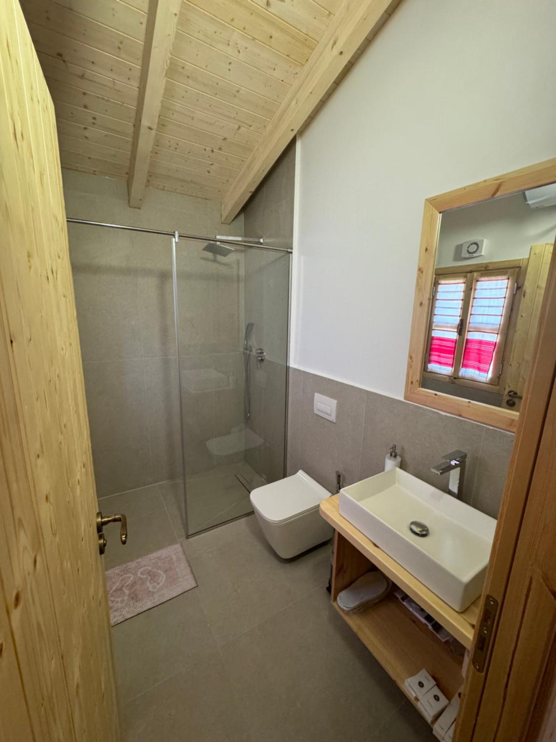 Fishta Guesthouse - Mrizi i Zanave