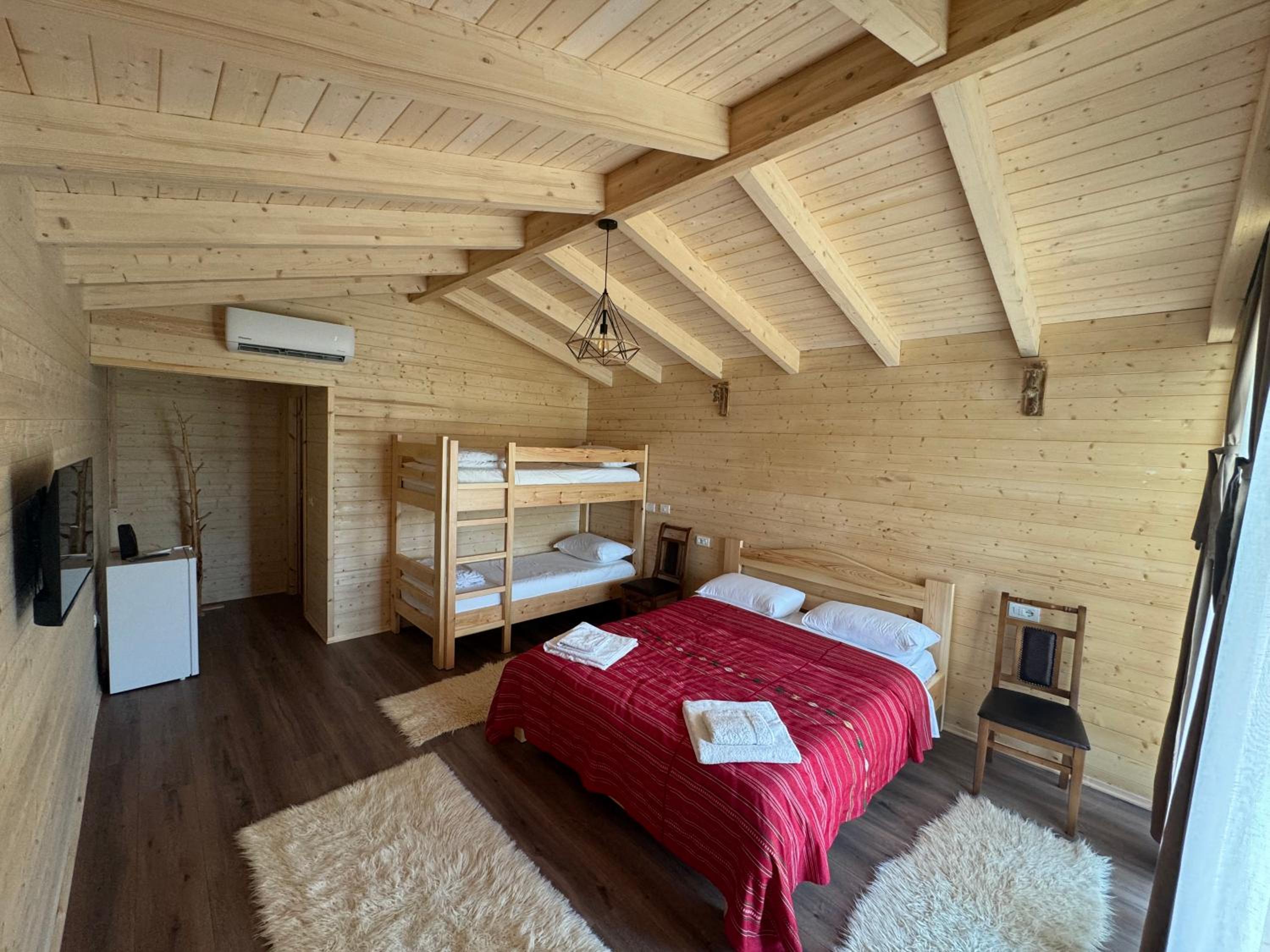 Fishta Guesthouse - Mrizi i Zanave