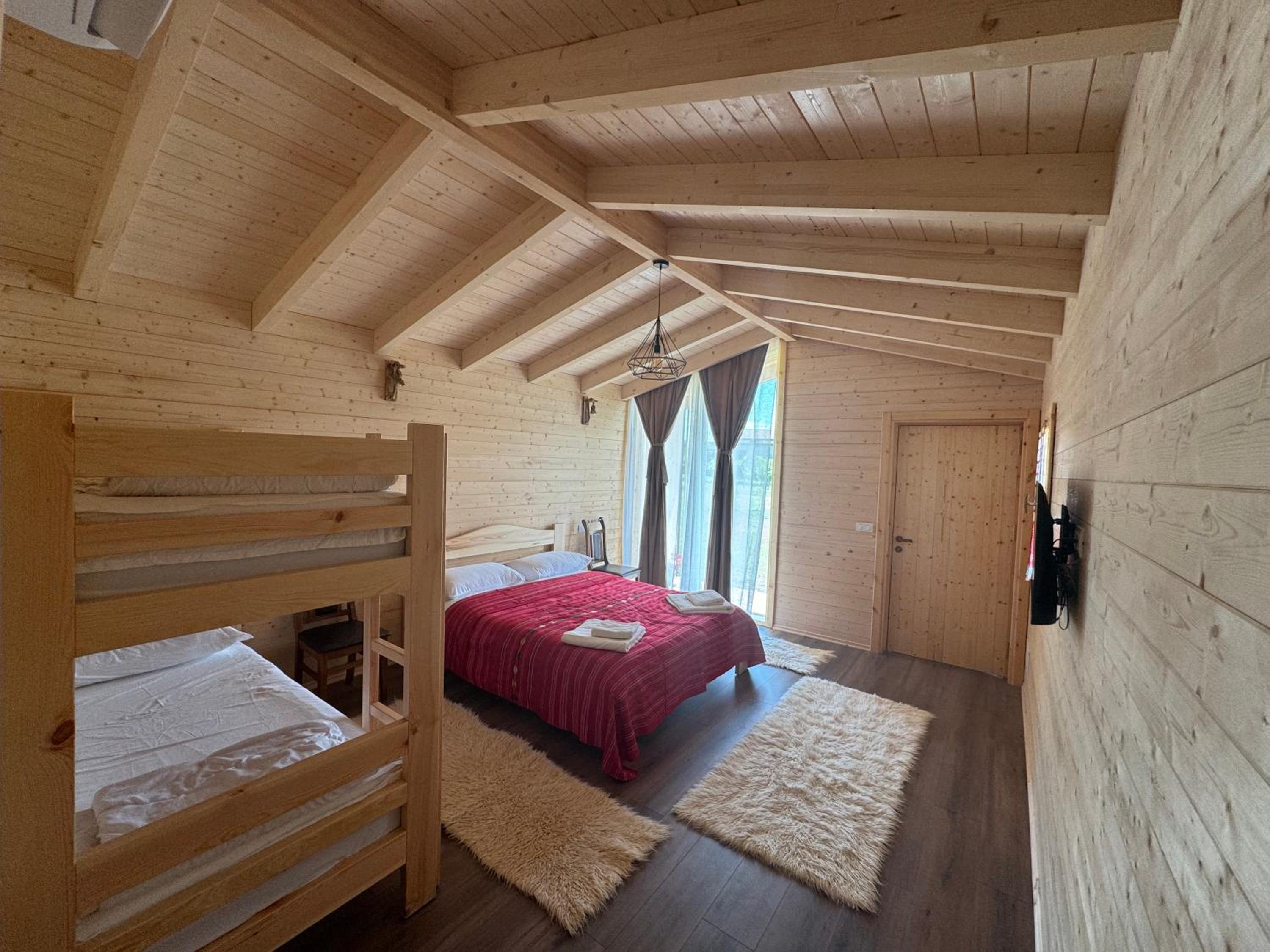 Fishta Guesthouse - Mrizi i Zanave