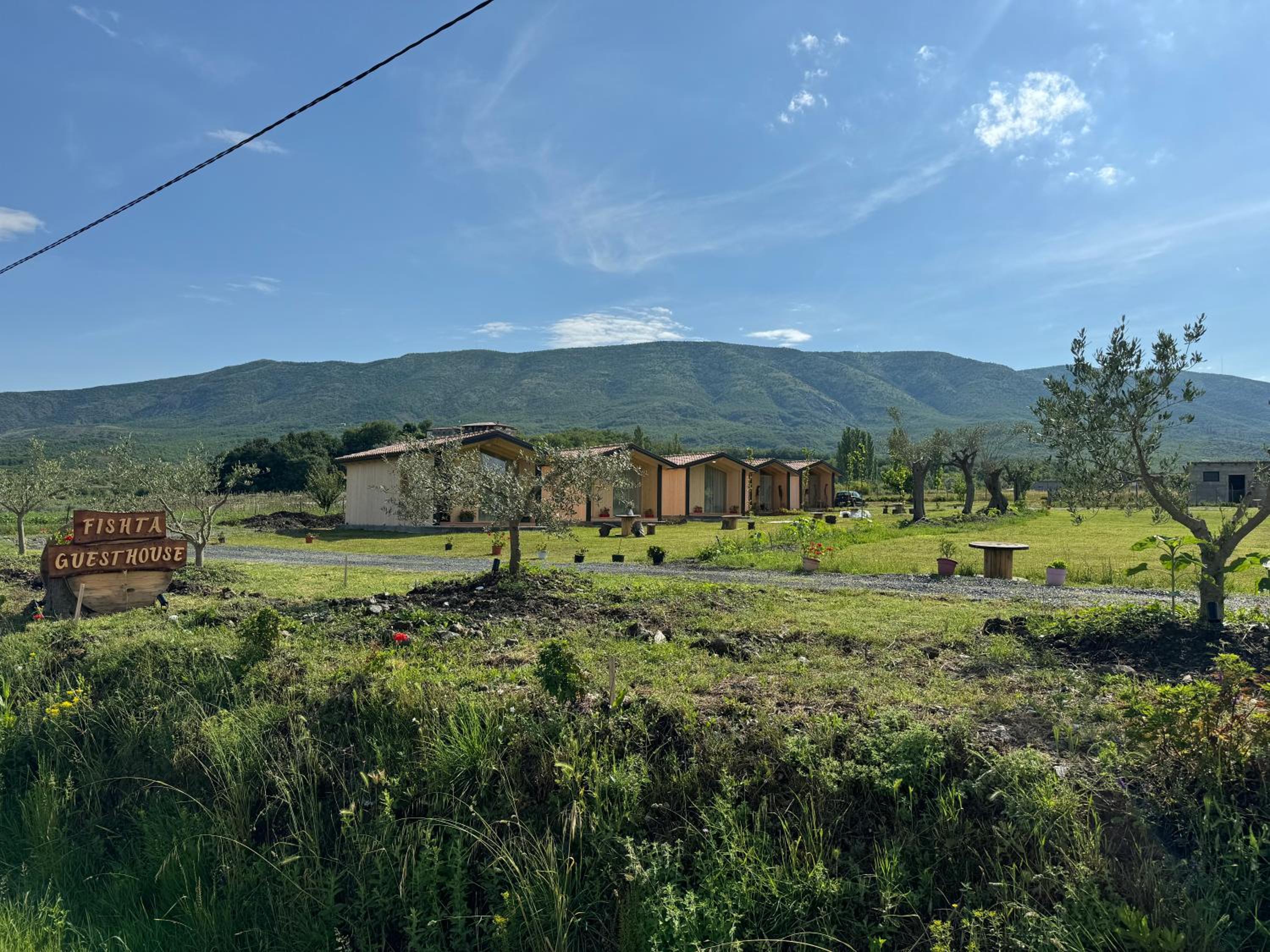 Fishta Guesthouse - Mrizi i Zanave