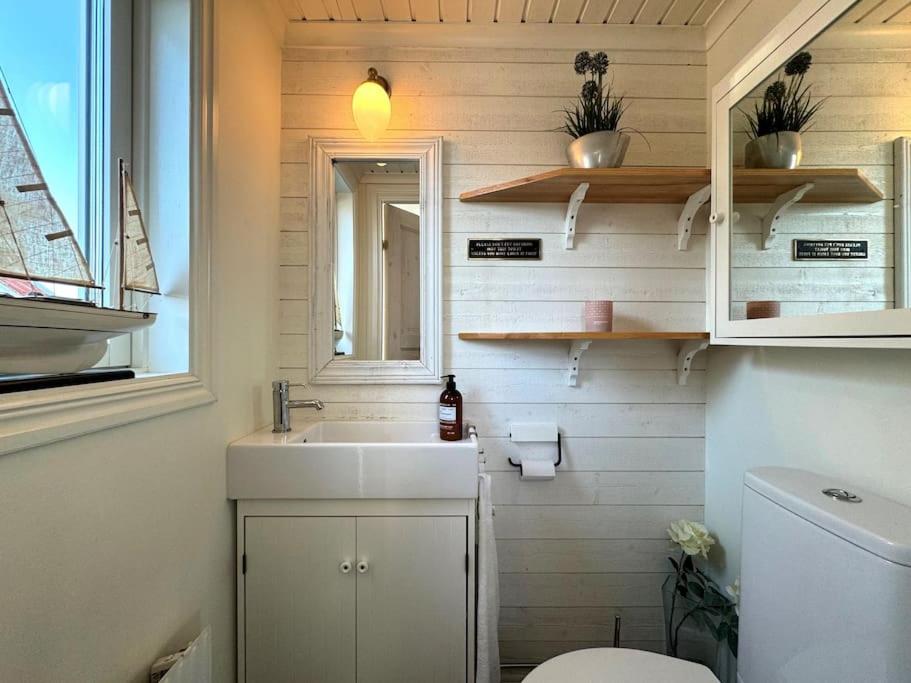 Centralt belägen villa i Kungshamn med hög standard!