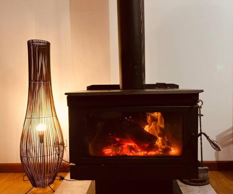 Kathmandu Farmstay - Pool Table, Ping Pong, Bicycles, PlayStation, Netflix, close to Bathurst and Mayfield Garden