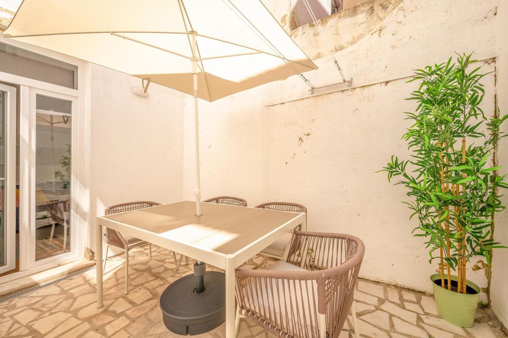 GuestReady - Captain's residence R/C near Alfama view 2