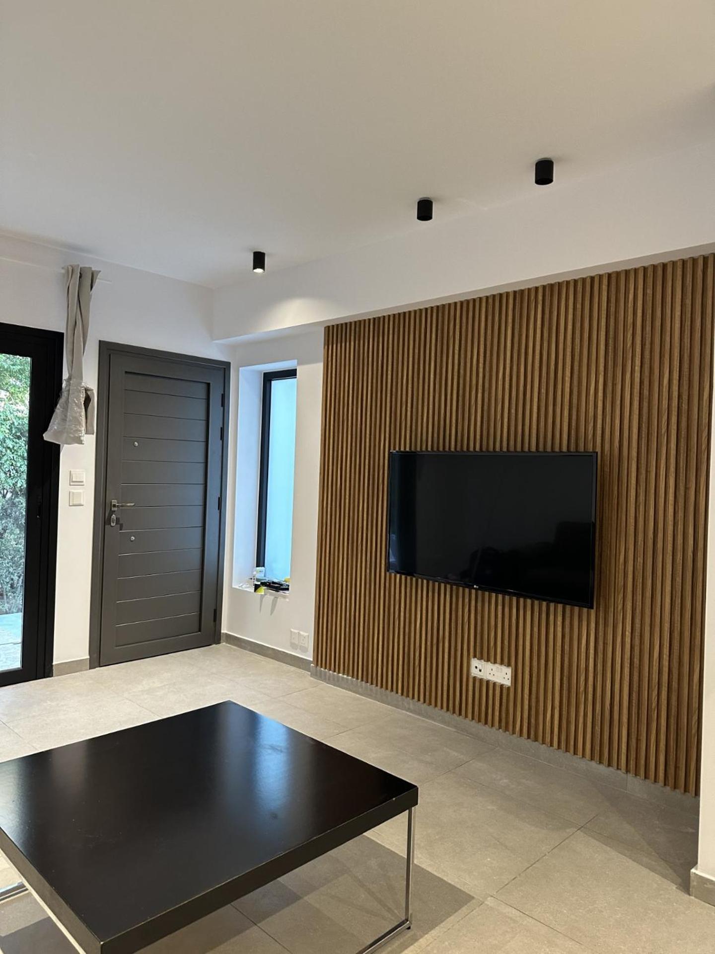 Royal Sunset Studios & Apartments view 4