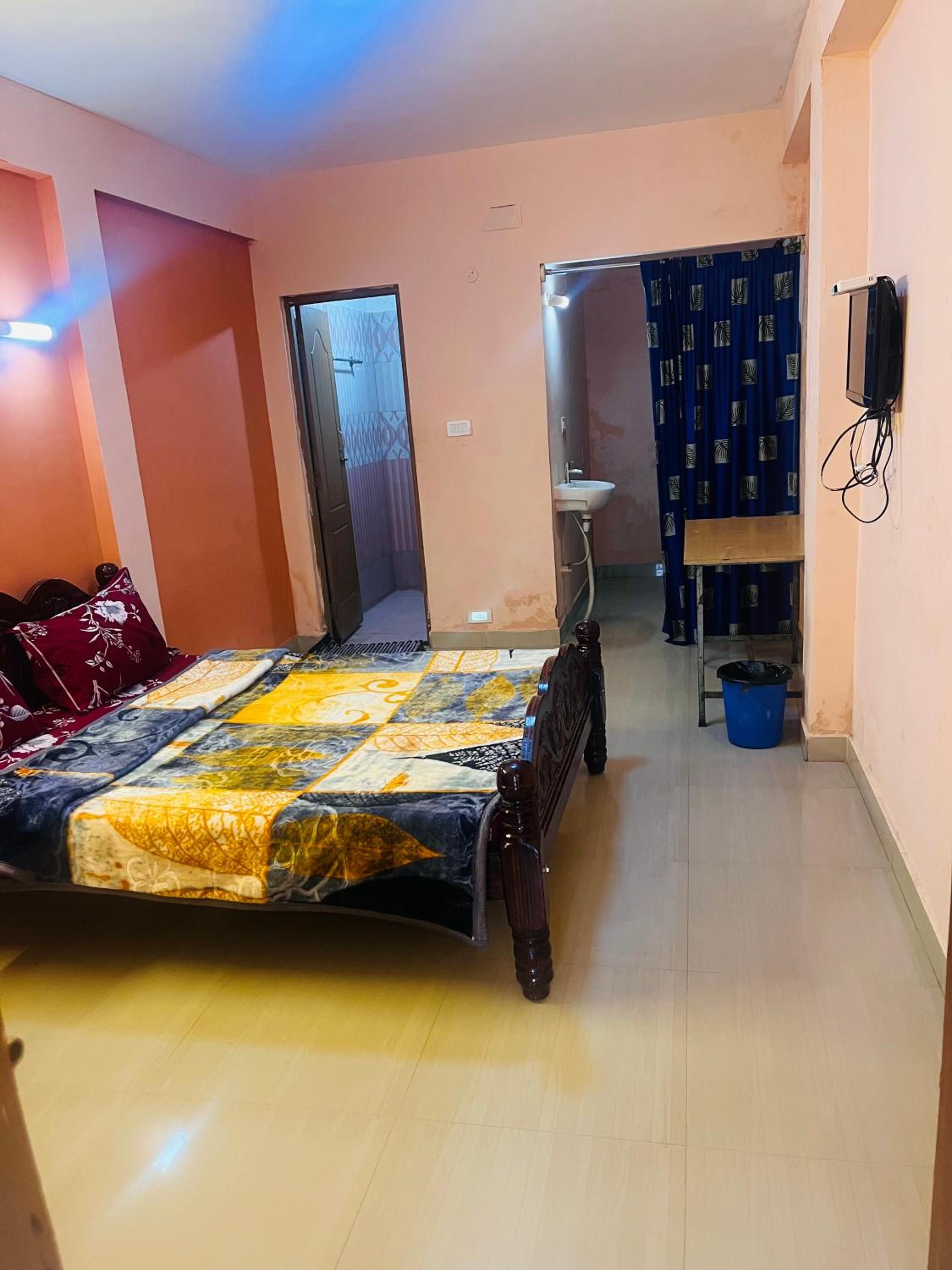 Muthu residency