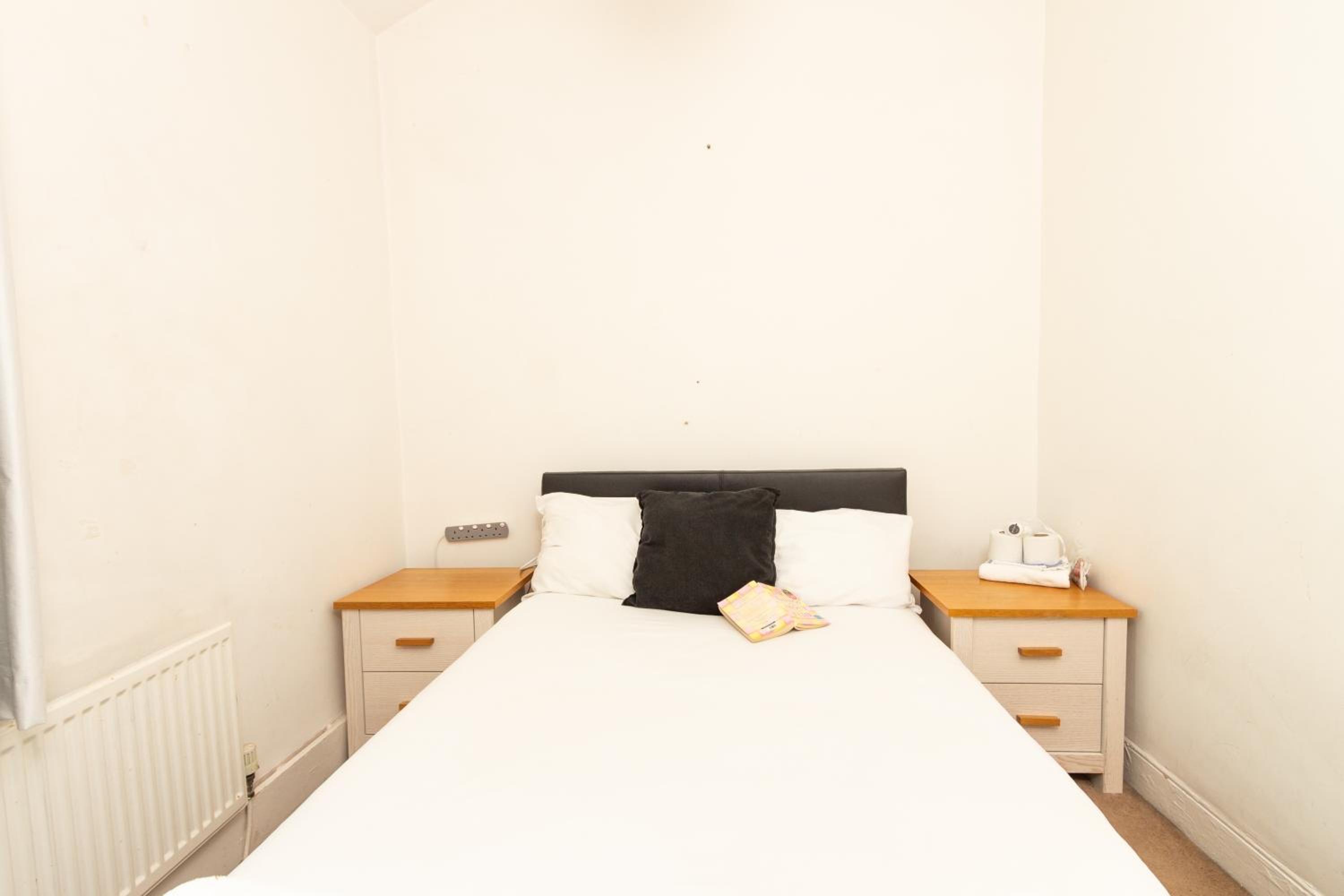 Suite 2 - Chic Private Room near City Centre photo 5