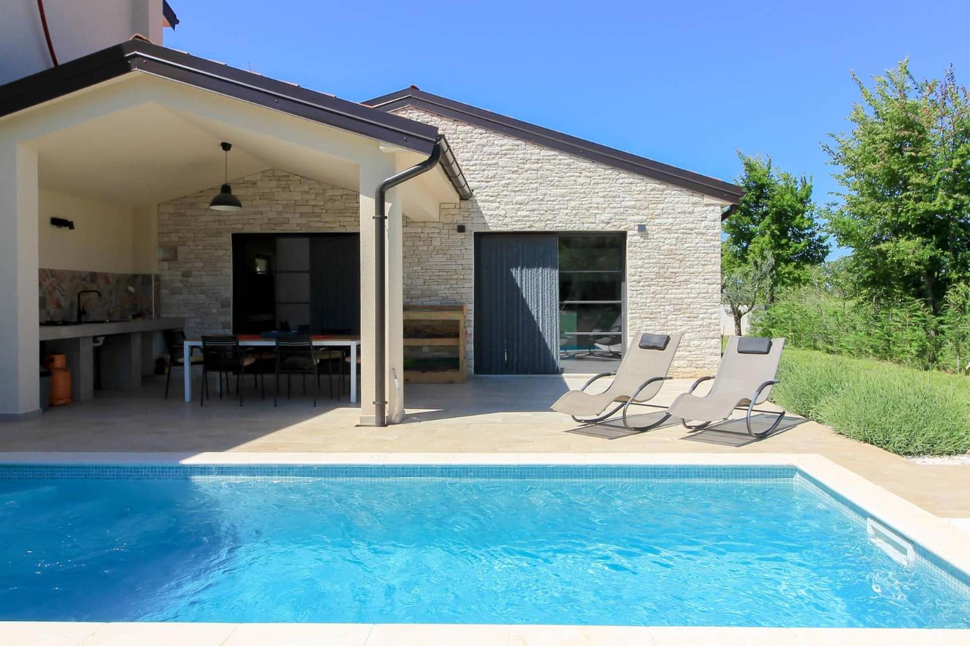Beautiful Villa Regina with private pool near the sea by WiiBuk view 3