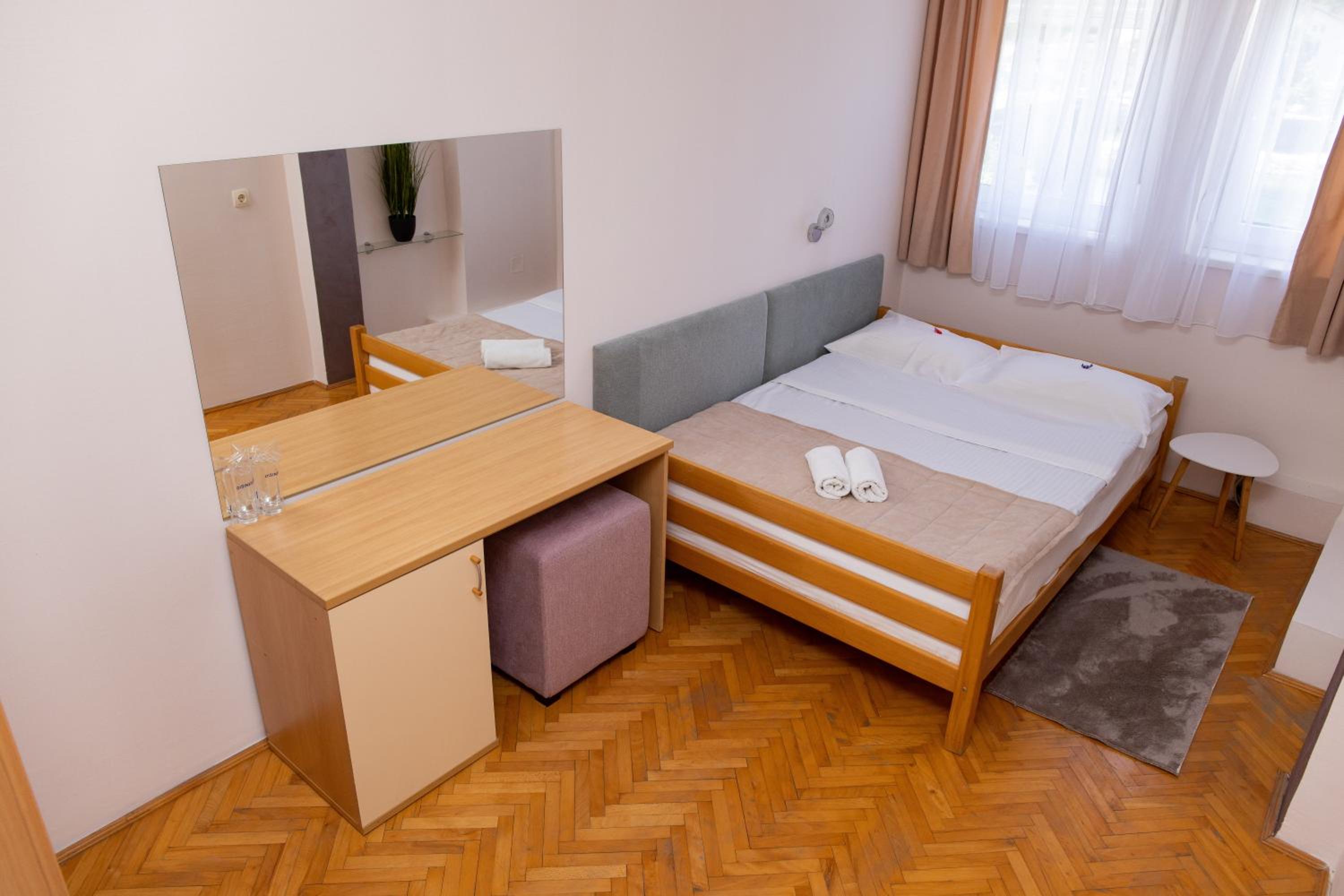 Motel New Sanatron