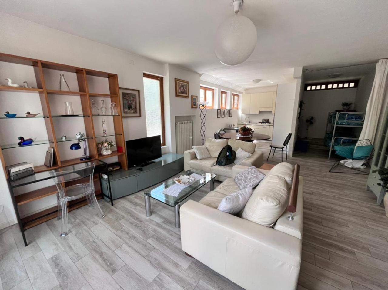 LUISE HOME