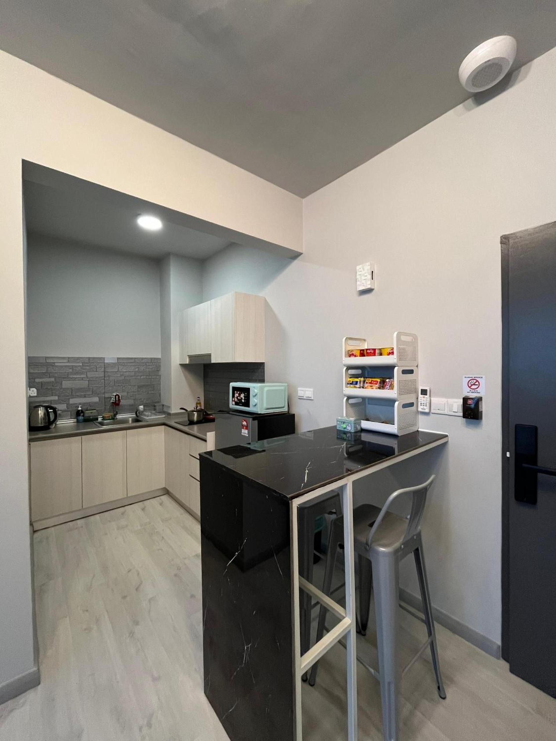 Hiromi - Seaview unit with 2 rooms and 1 bathroom photo 2