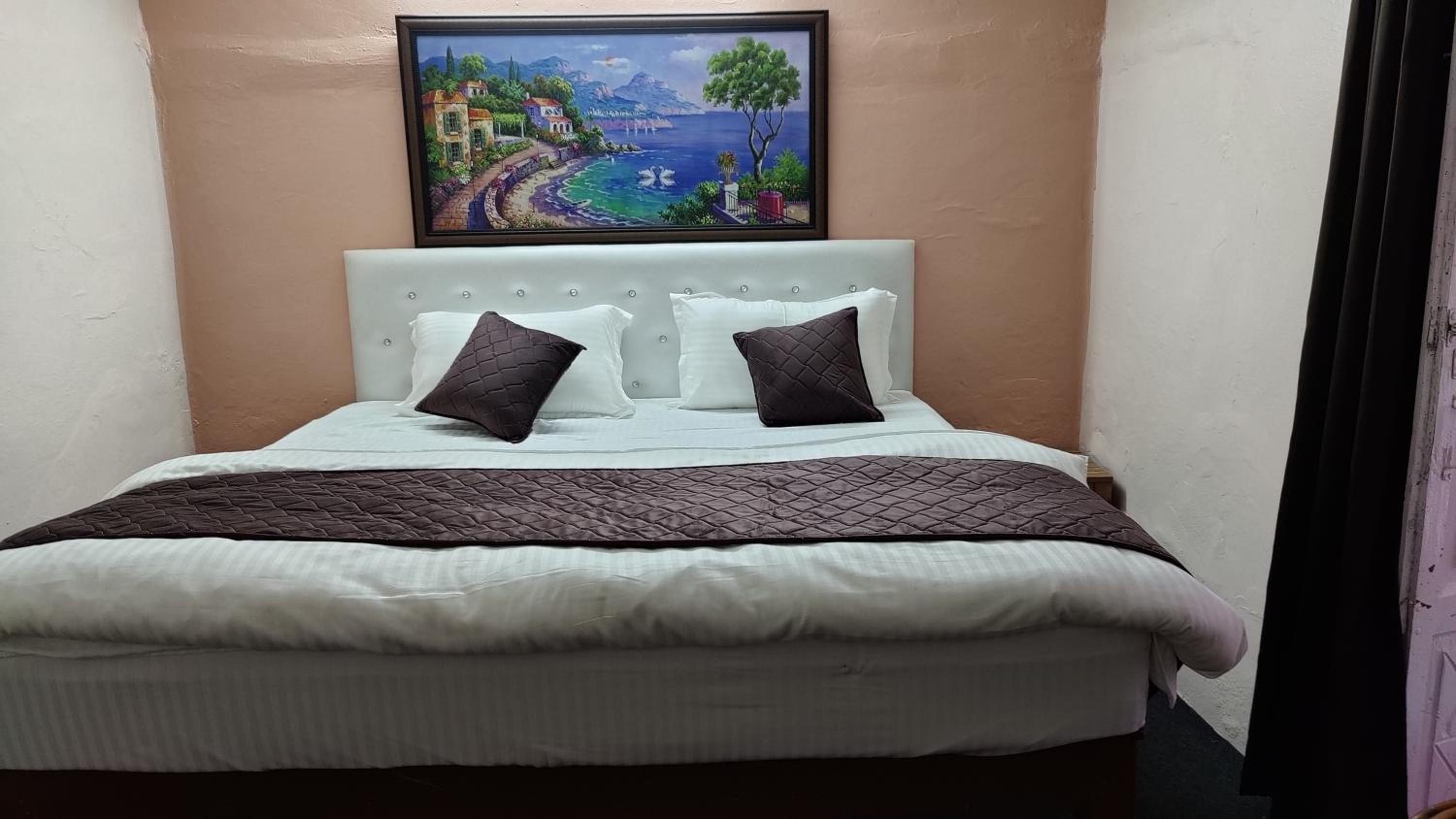 Pushpanjali The Orchid Resort