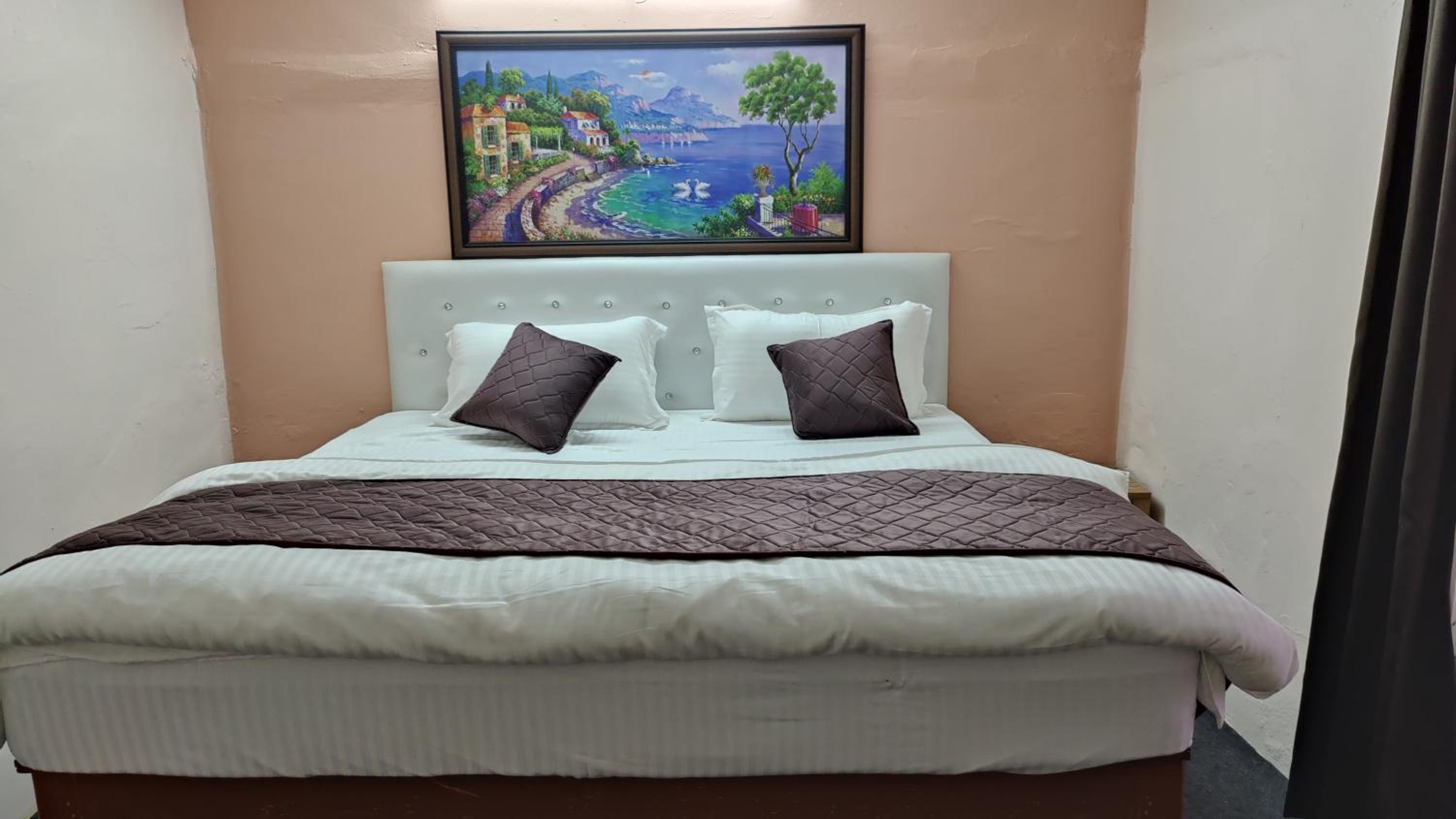 Pushpanjali The Orchid Resort